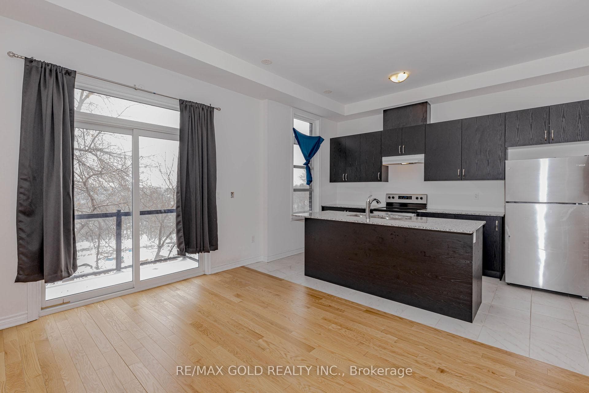 39 Inverary Crescent photo 17