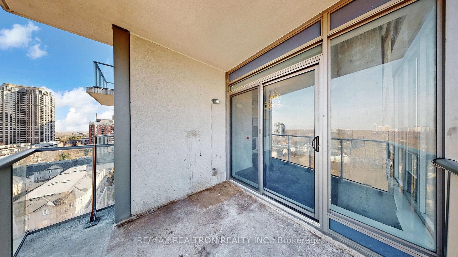 28 Avondale Avenue Unit 1102 photo 28