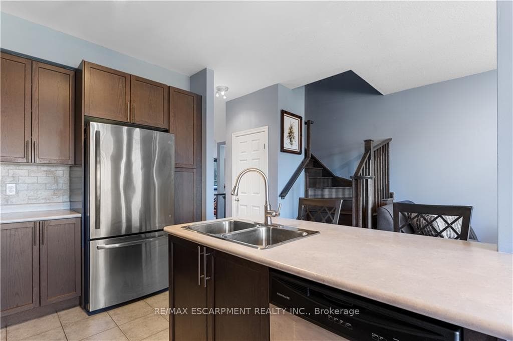 60 MADONNA Drive photo 15