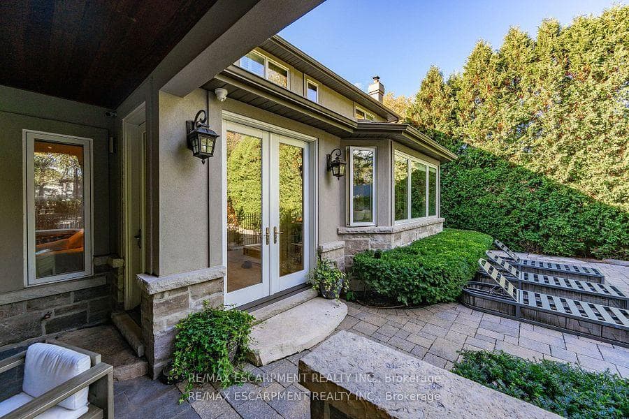 185 Central Drive photo 33