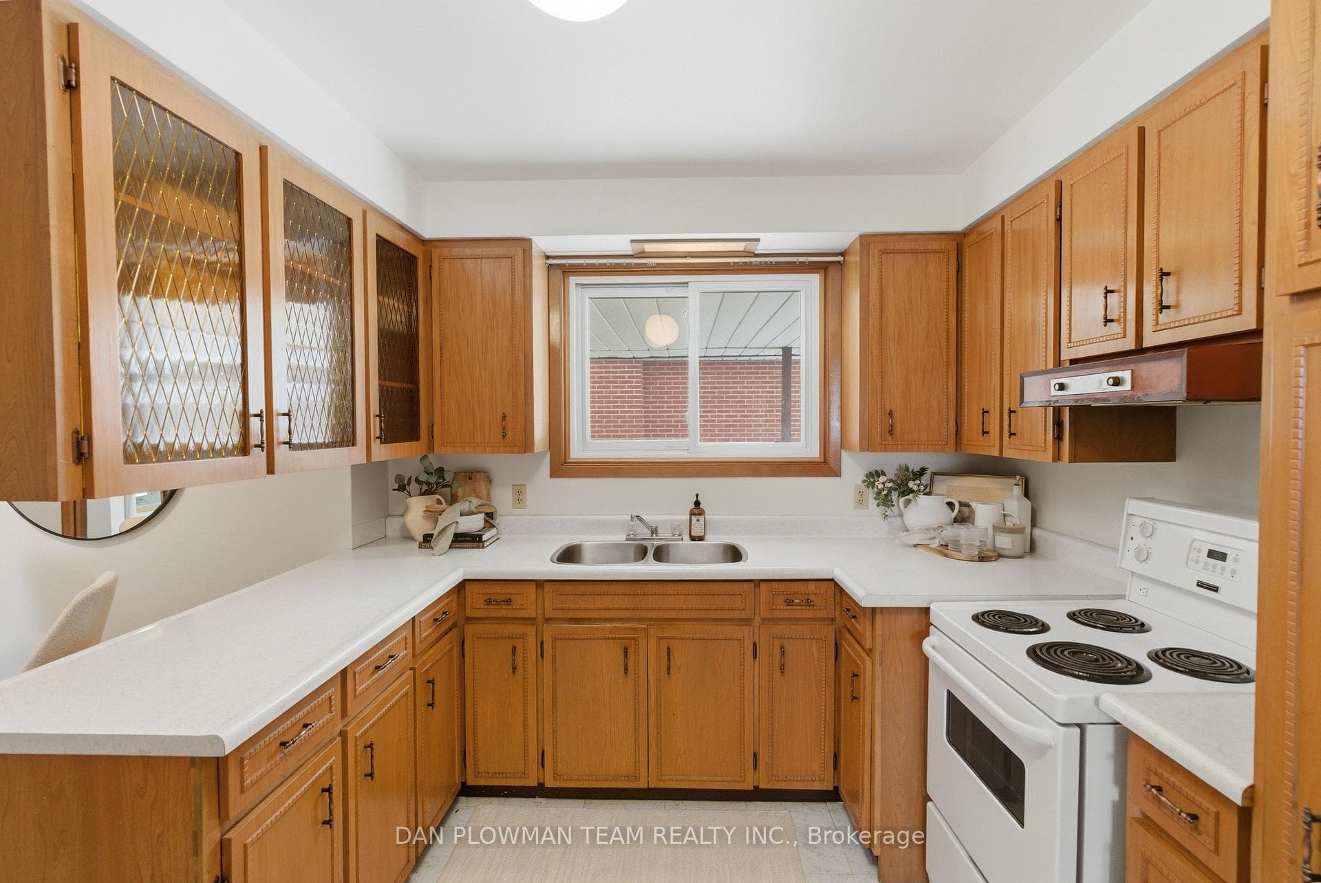 268 Nipigon Street photo 12