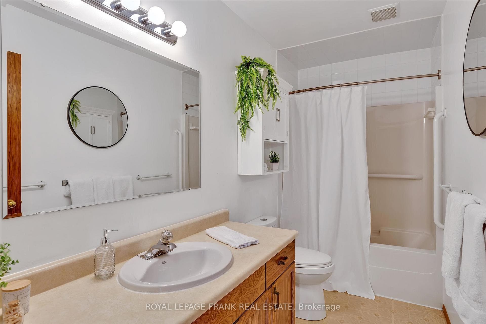 2406 Mountland Drive Unit 201 photo 18