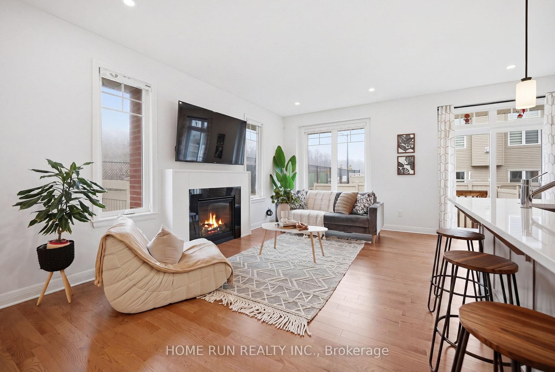501 Hitzlay Terrace photo 17