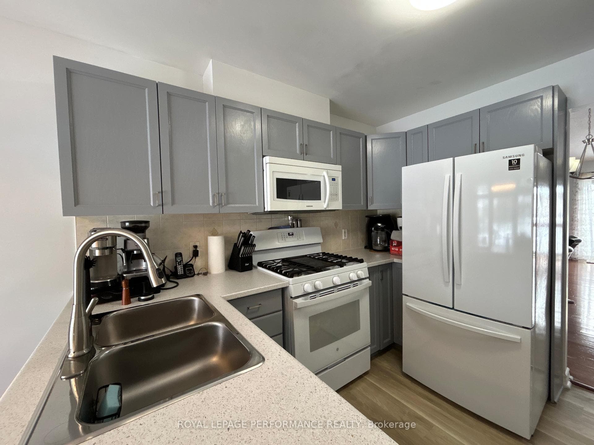 106 Mosswood Court photo 8