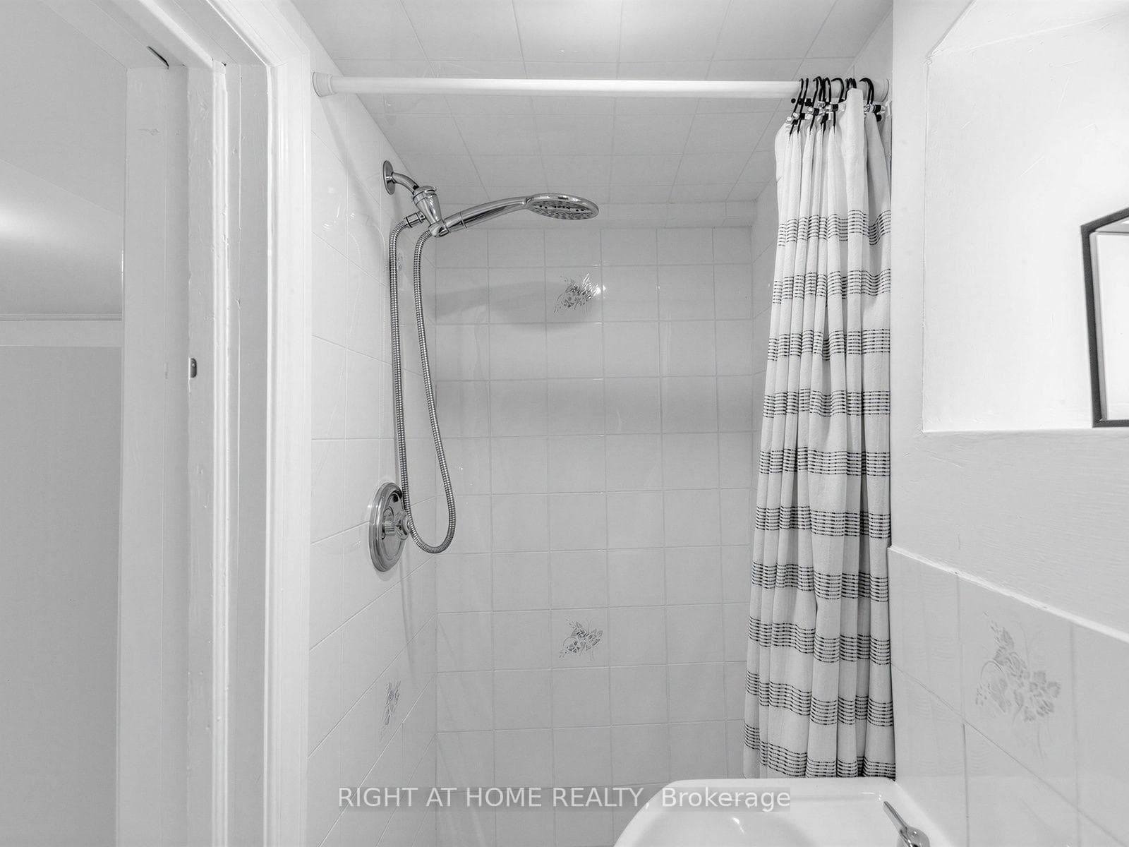 78 Symington Avenue photo 40