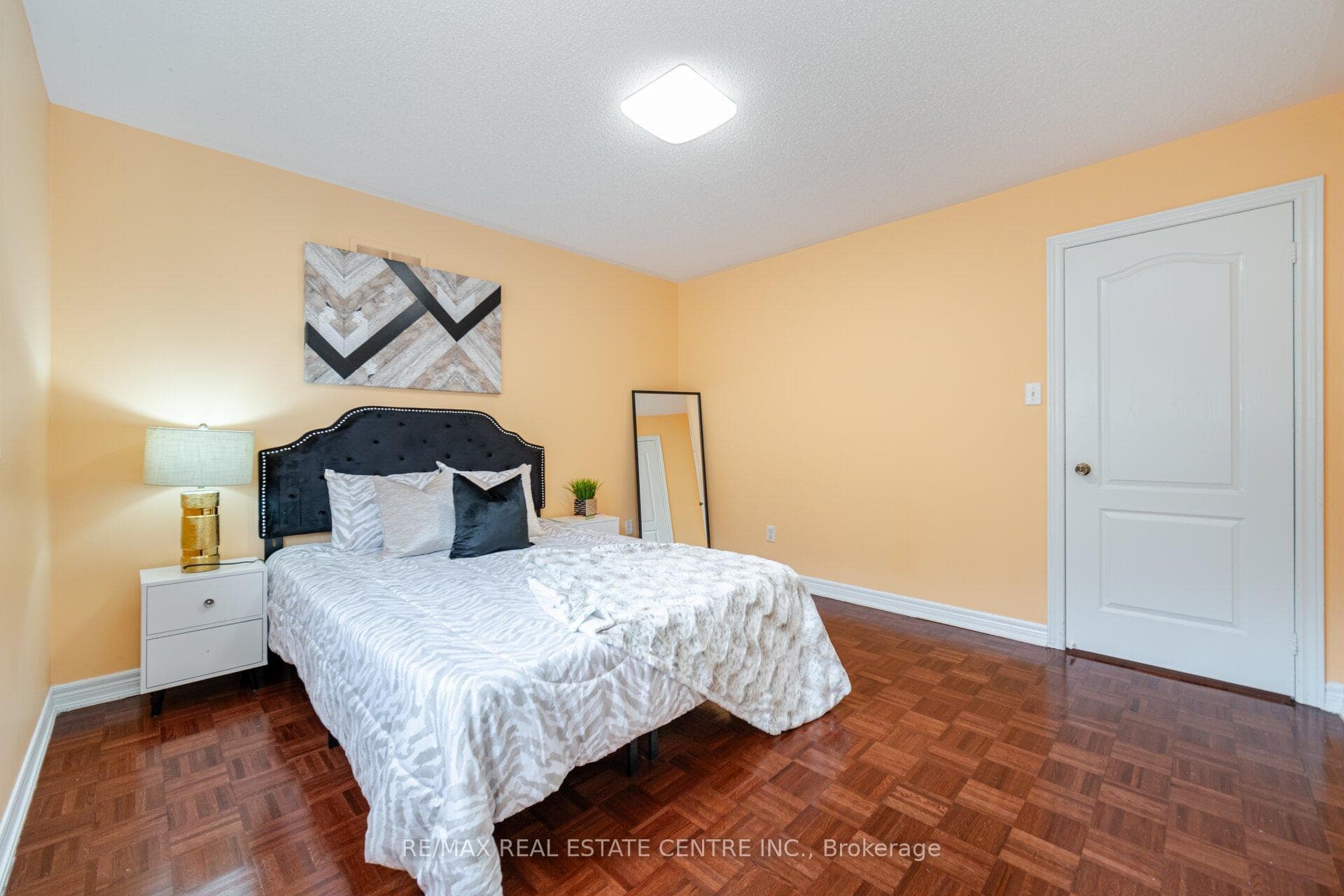71 Via Romano Way photo 30