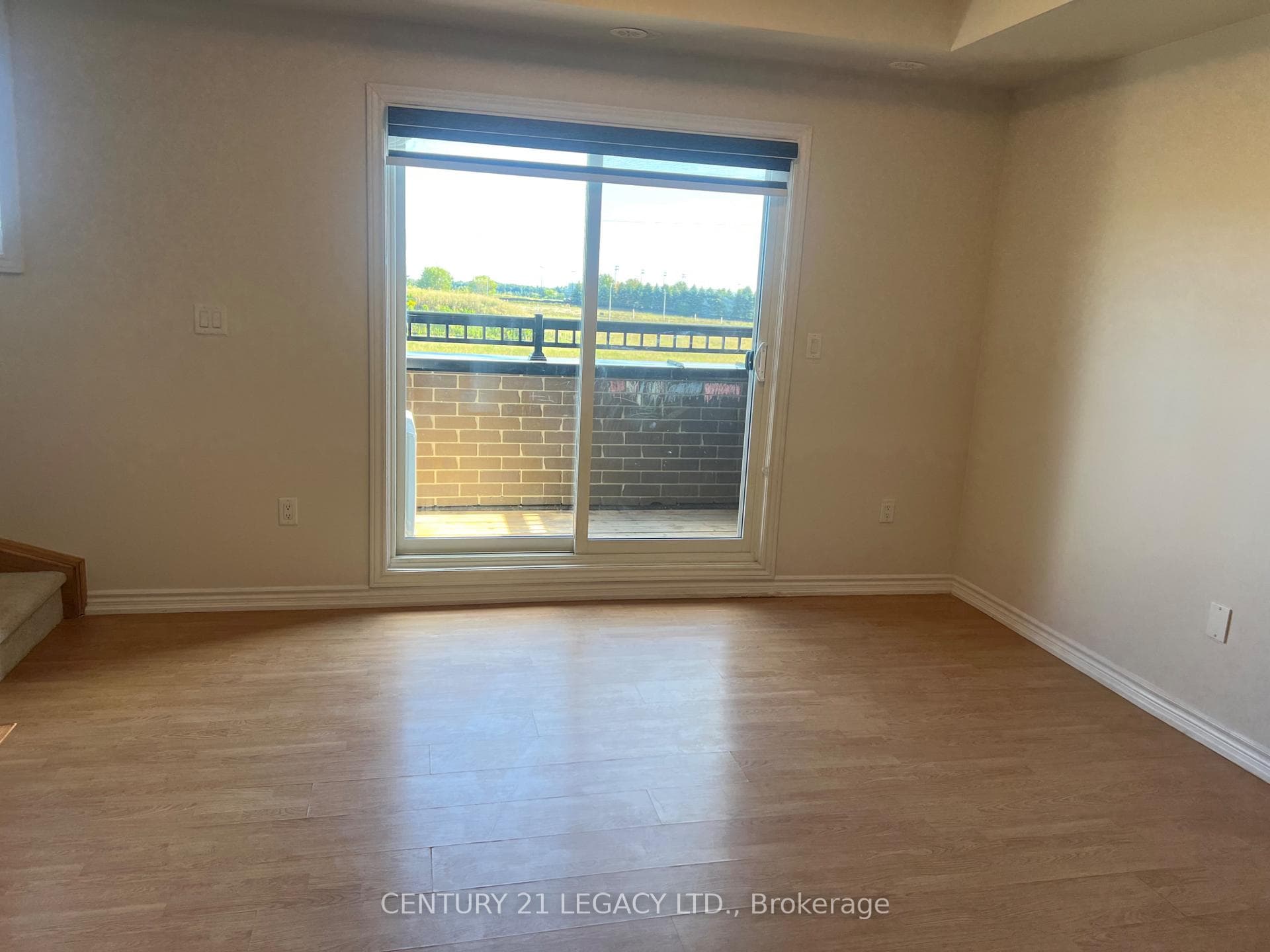 1530 Bloor Street photo 7