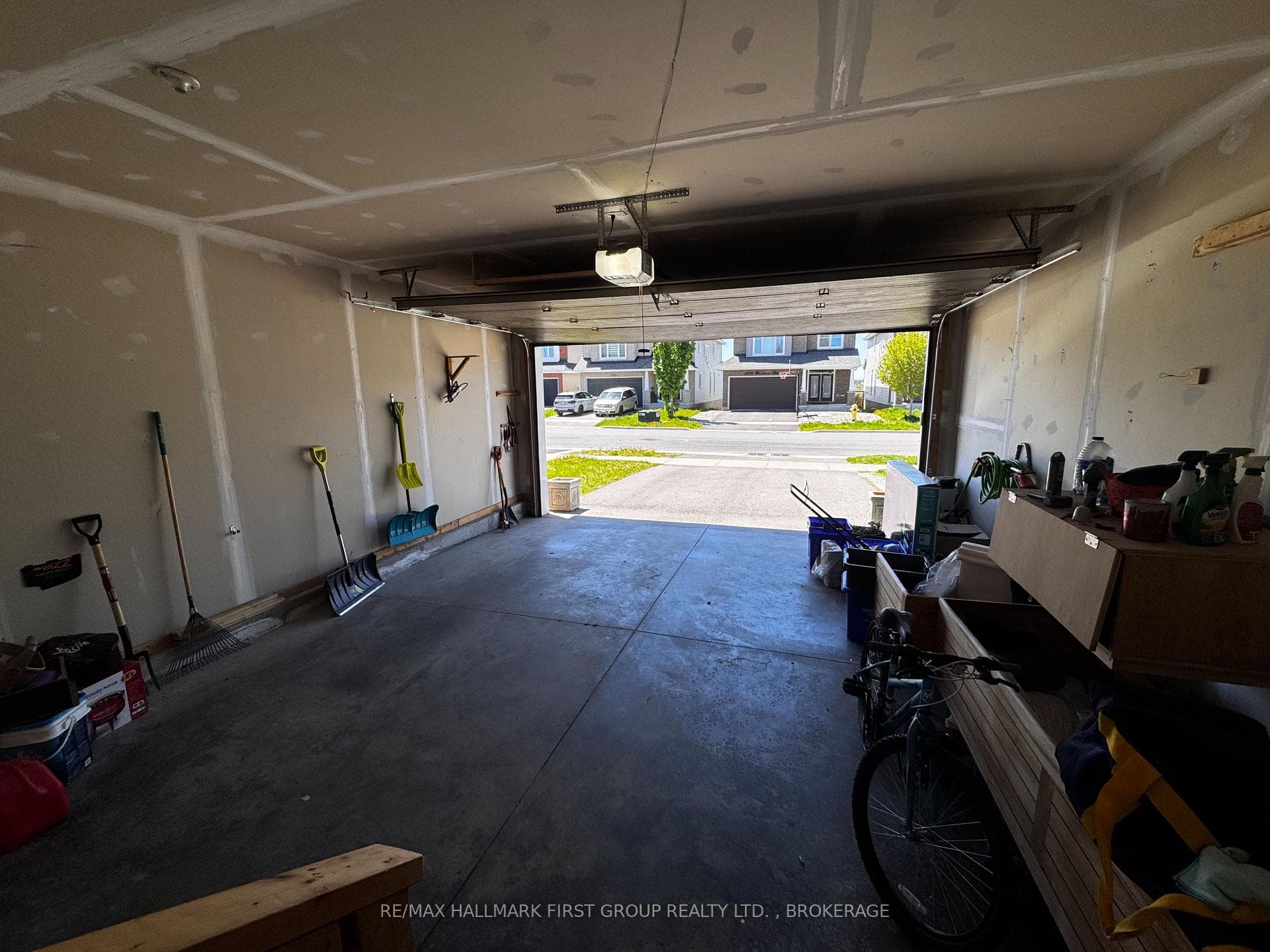 1098 Woodhaven Drive photo 42
