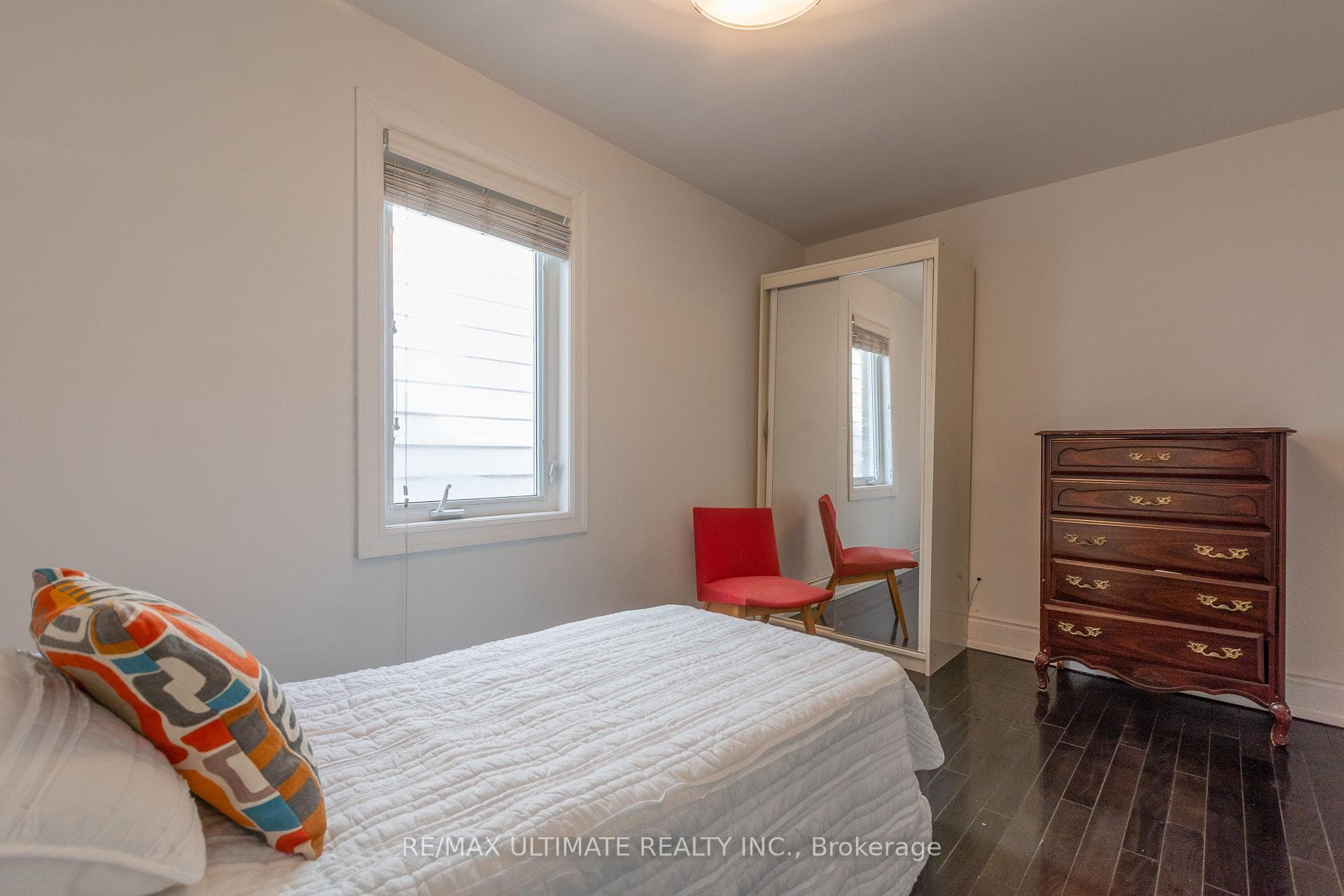 116 Ascot Avenue photo 22