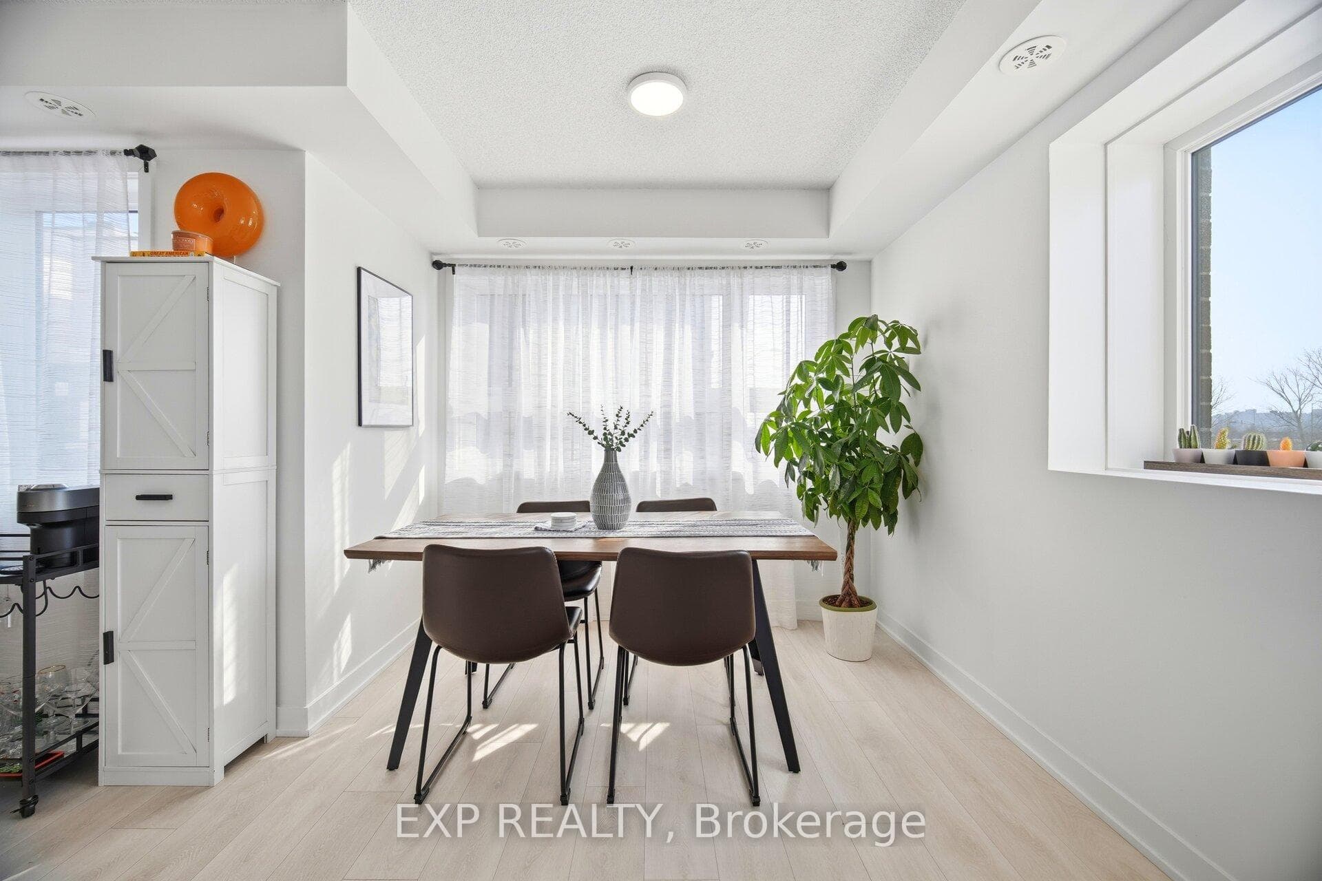 1135 Cooke Boulevard Unit 103 photo 6