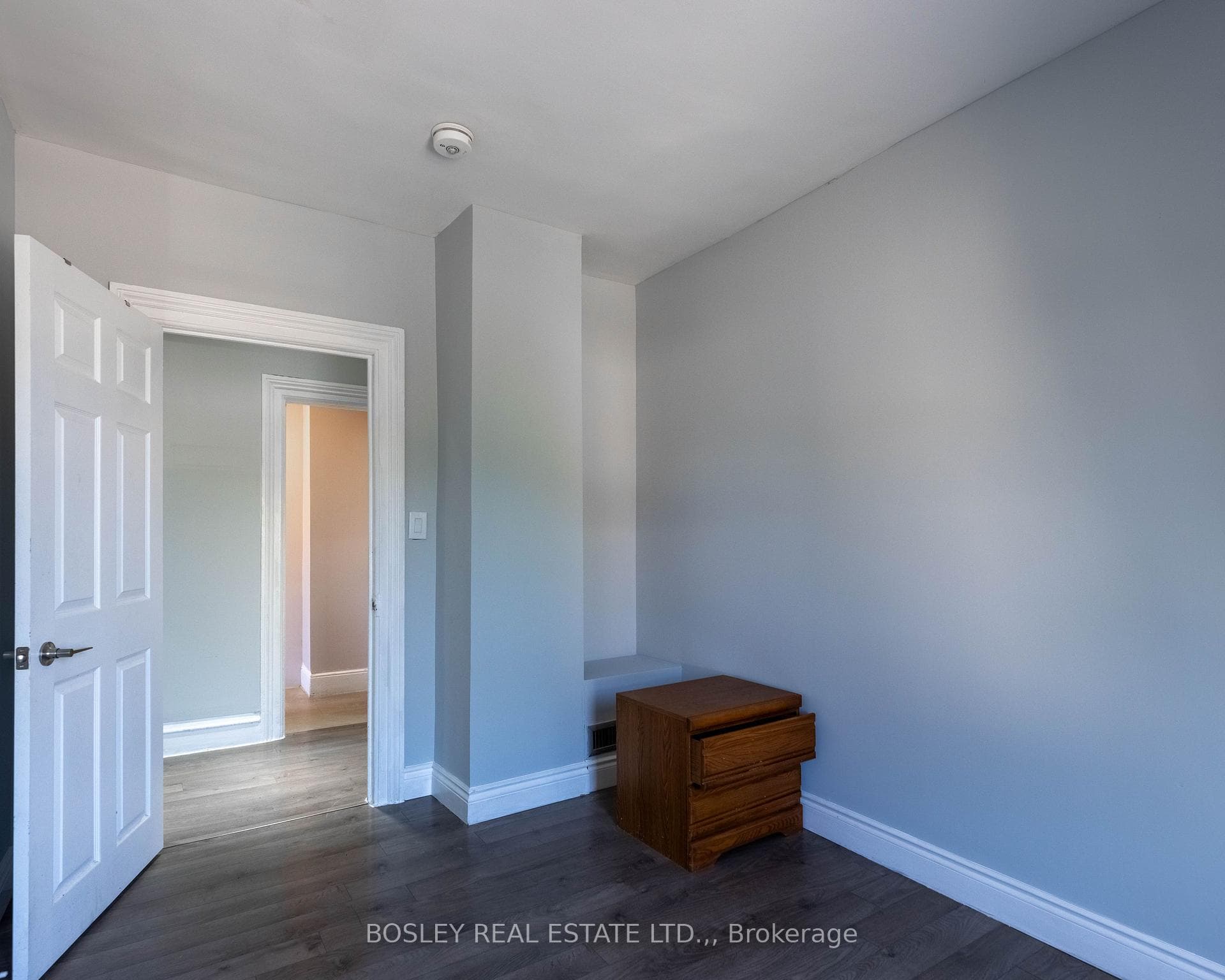 4466 Fourth Avenue photo 25