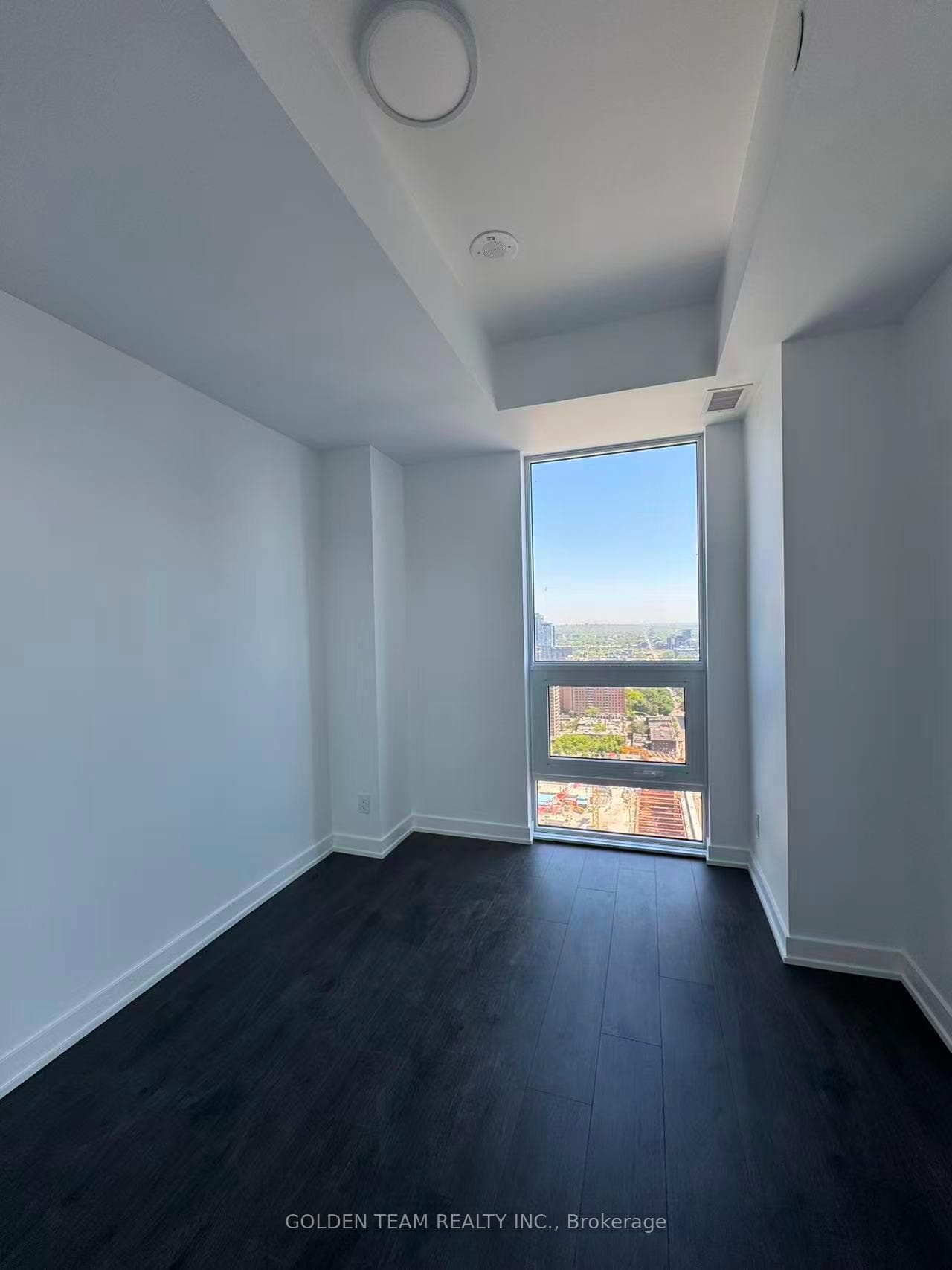 100 Queen Street Unit 3705 photo 9