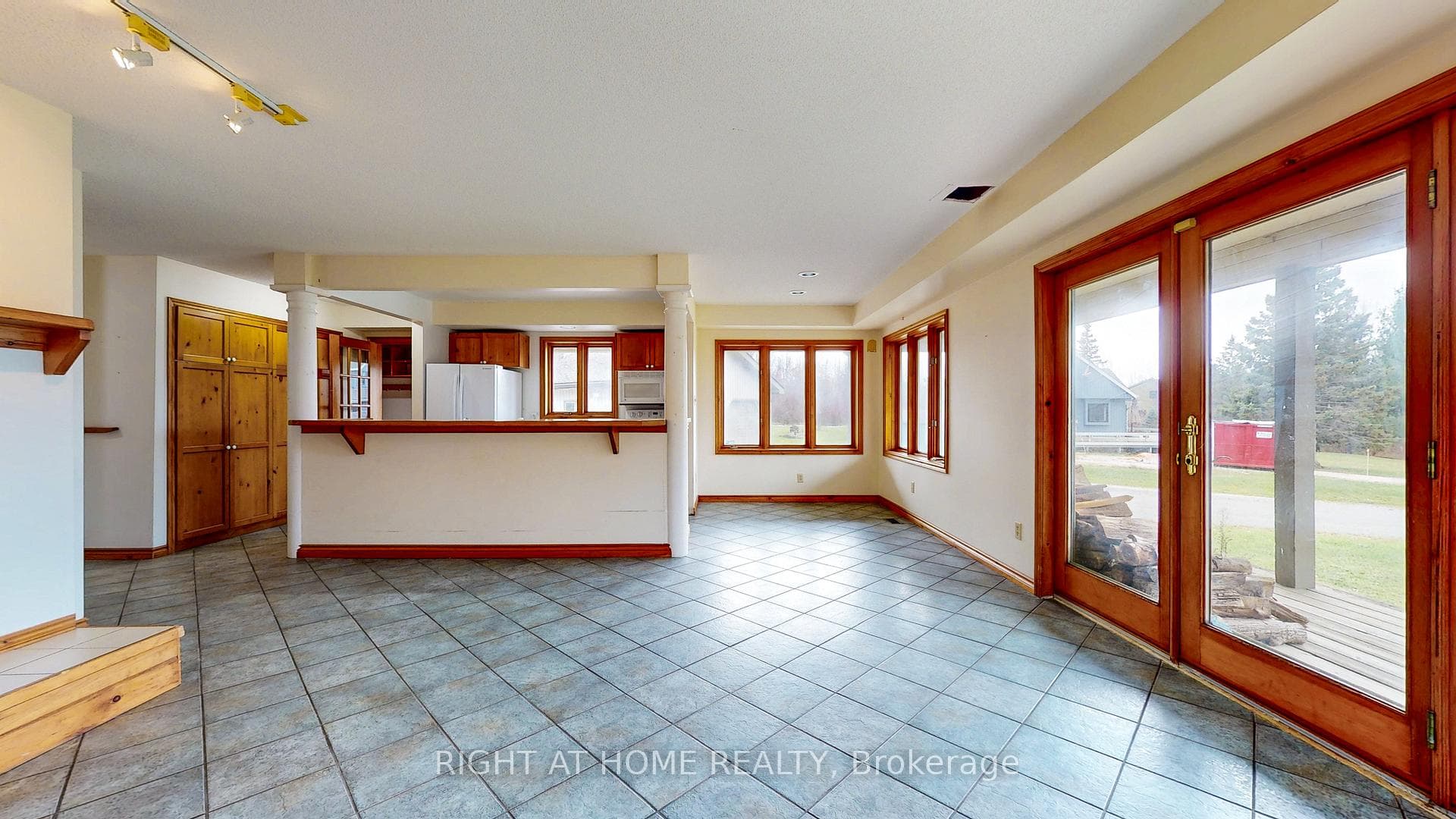 196 Summit View Court photo 9