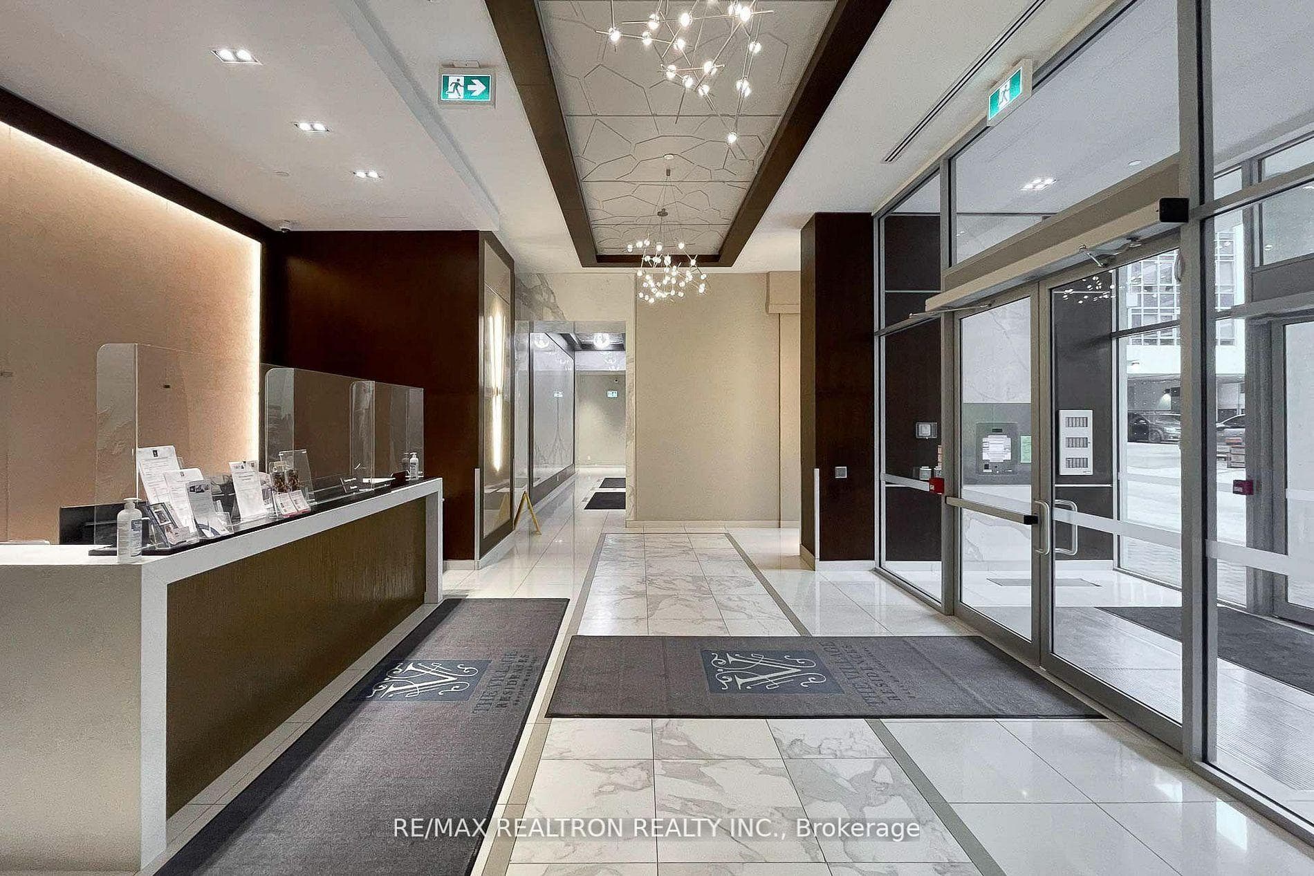591 Sheppard Avenue Unit 310 photo 25