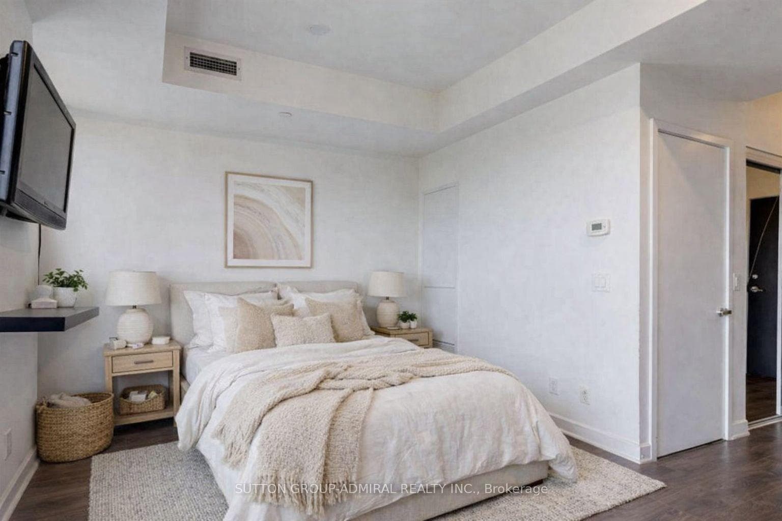 170 Sumach Street Unit 1311 photo 4