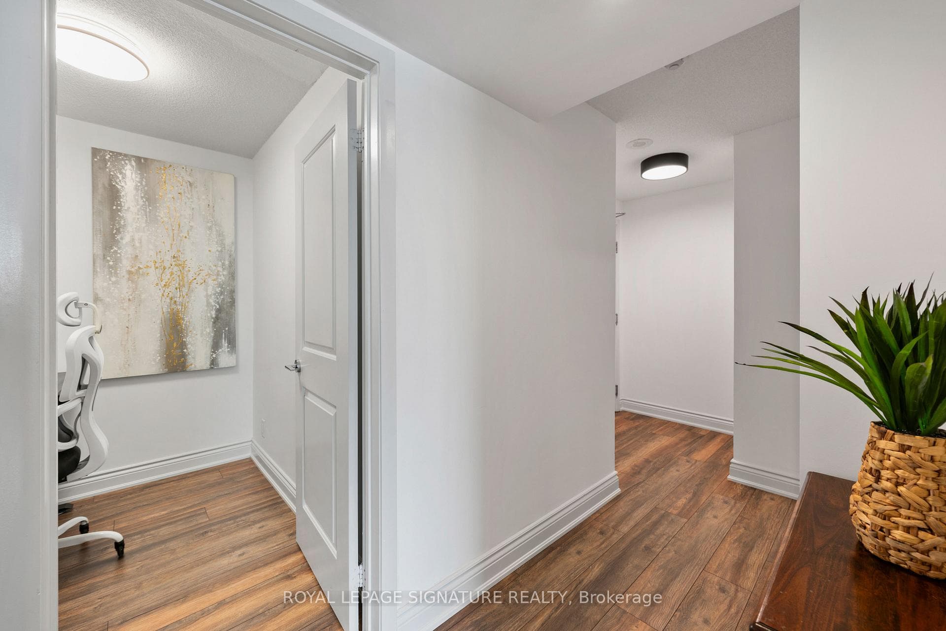 190 Borough Drive Unit 1510 photo 7
