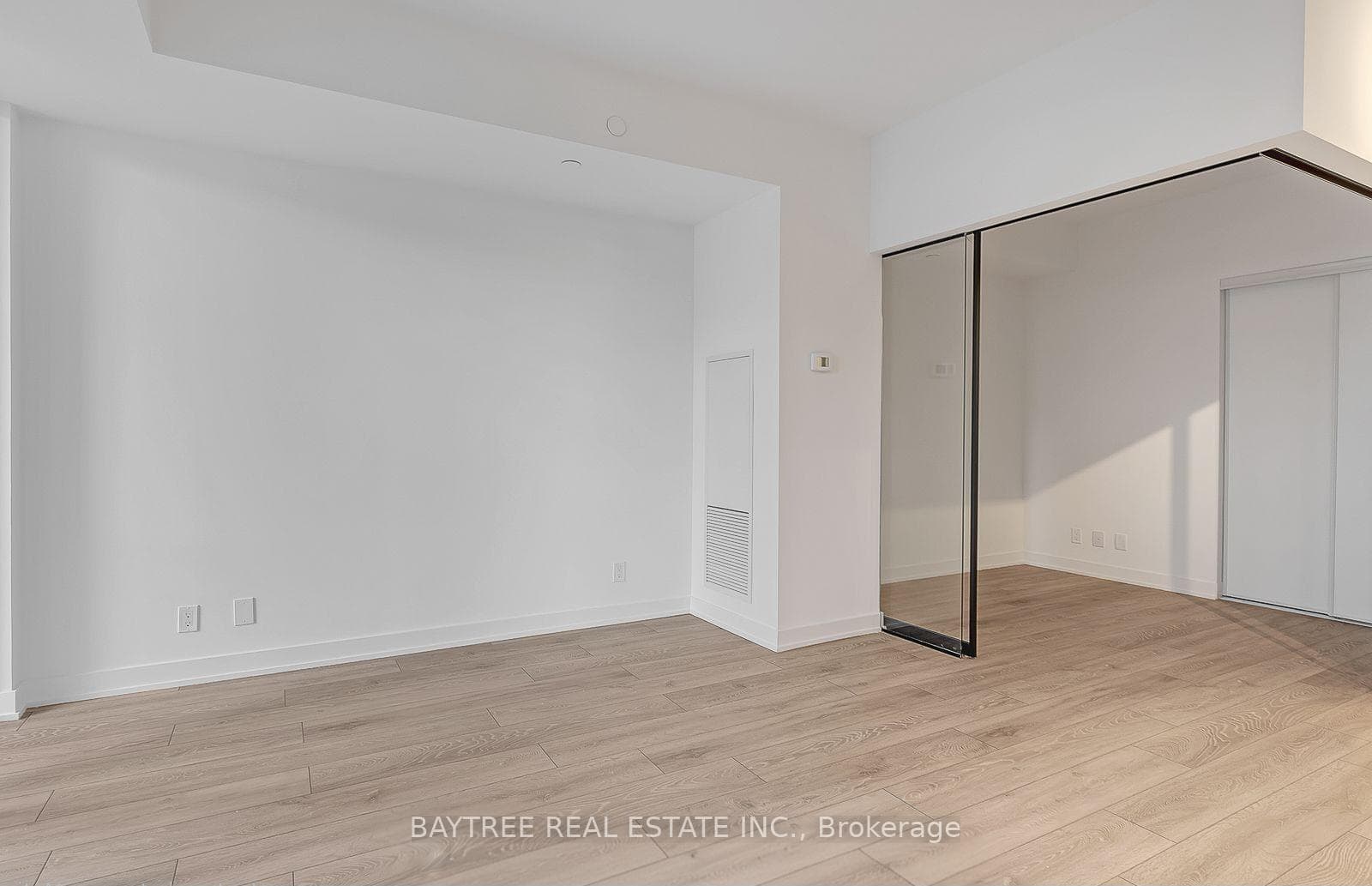 108 Peter Street Unit 2703 photo 11