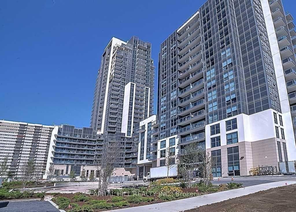 30 Meadowglen Place Unit 2608 photo 1