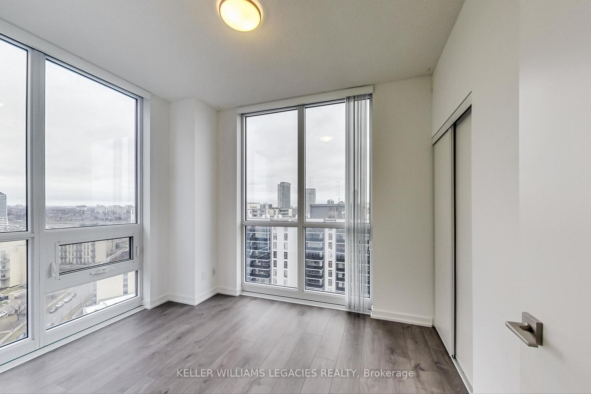 56 Forest Manor Road Unit 1710 photo 23