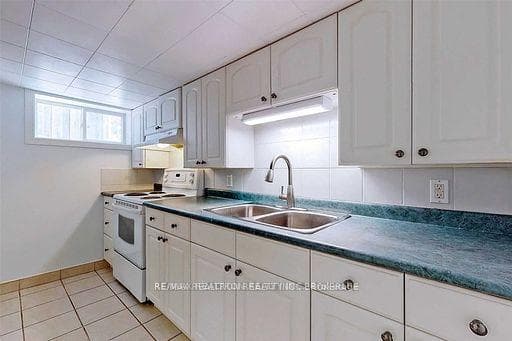 14 Ripon Road Unit Lower photo 15