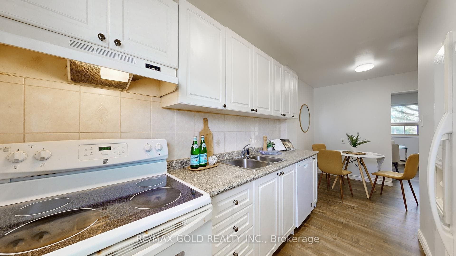 6 Hughes Court photo 15