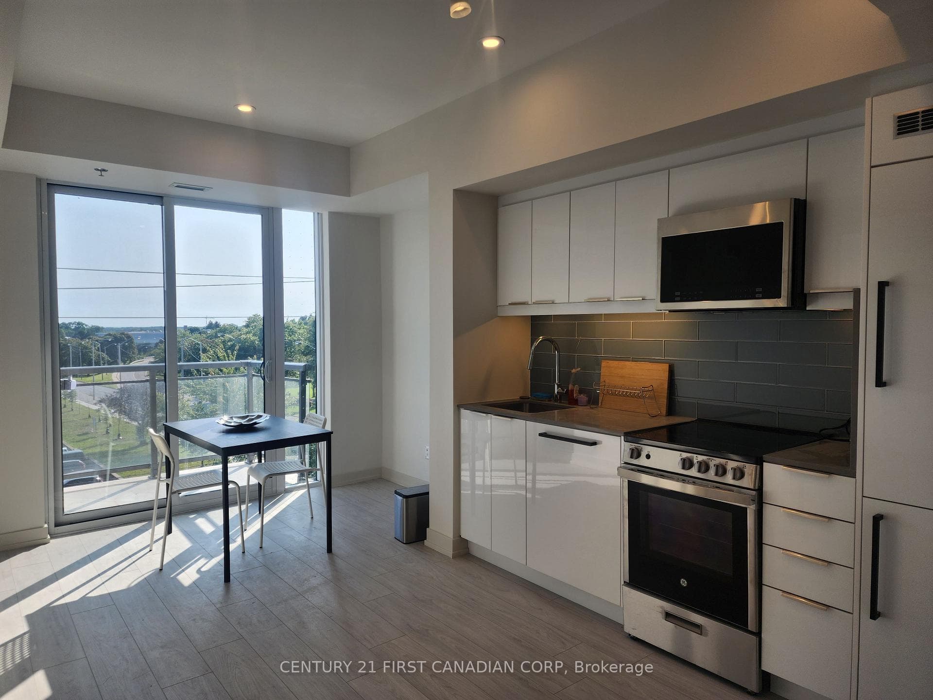 90 Glen Everest Road Unit 422 photo 6
