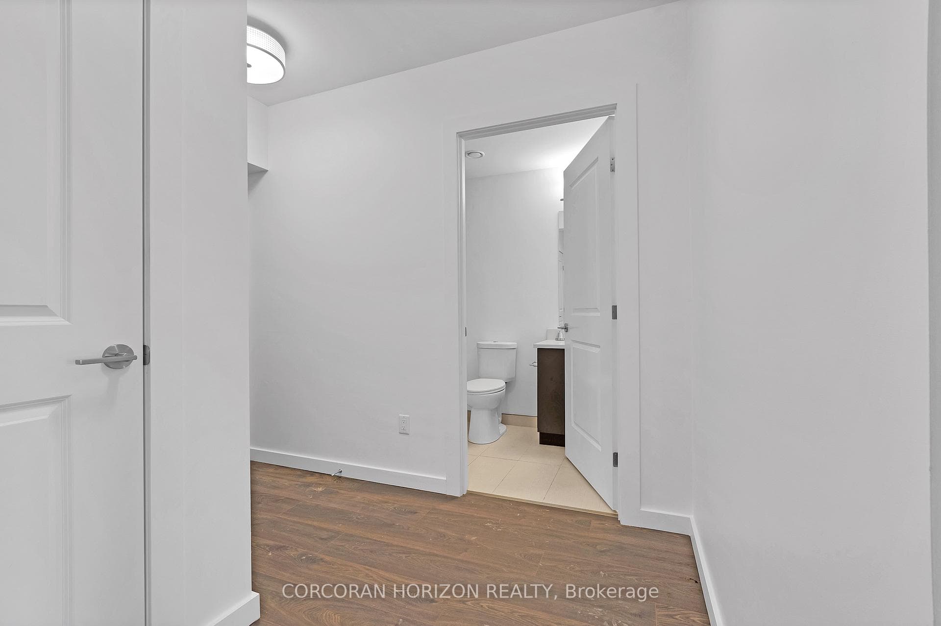 181 King Street Unit 1211 photo 7