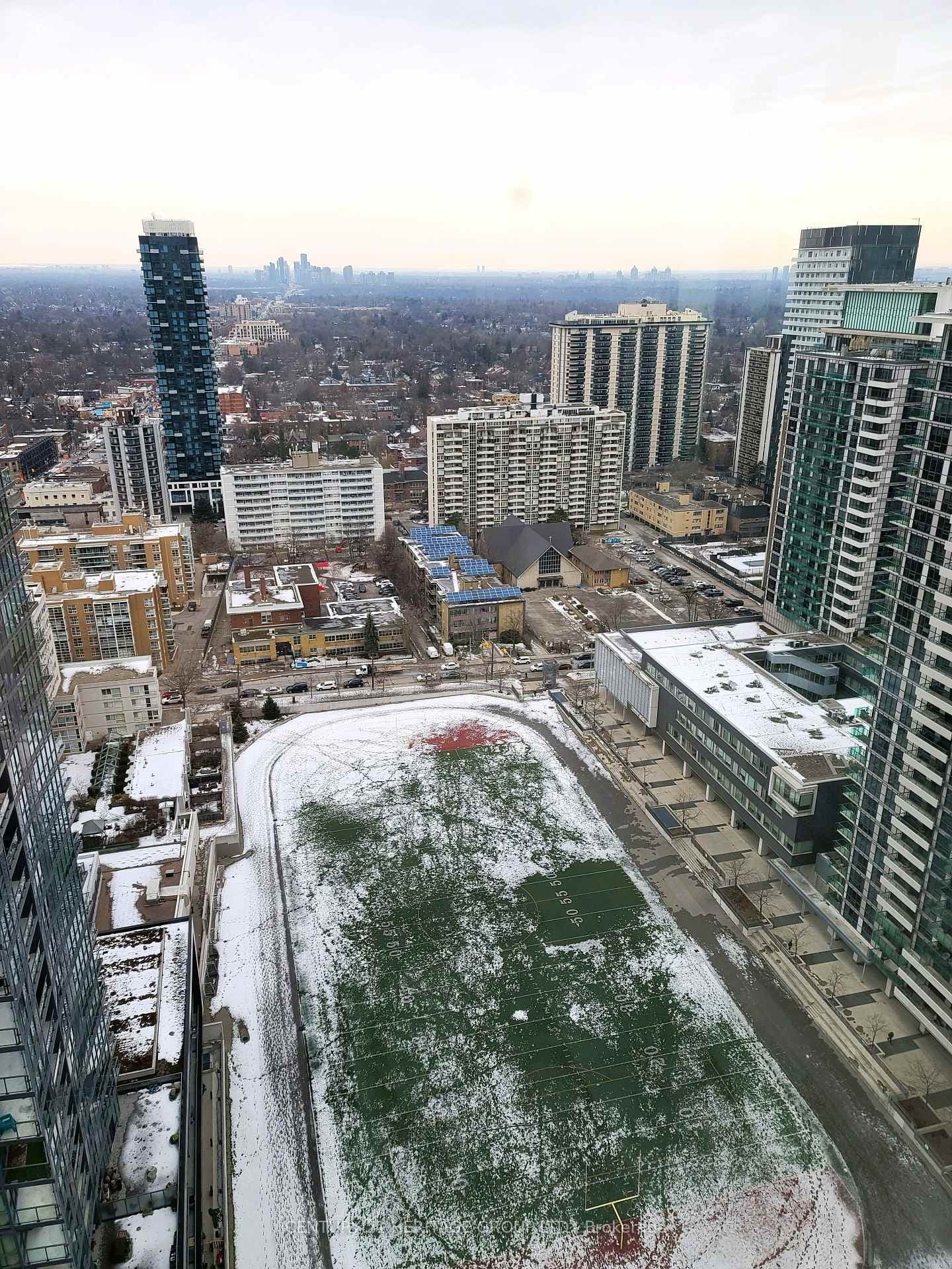 39 Roehampton Avenue Unit 2809 photo 11