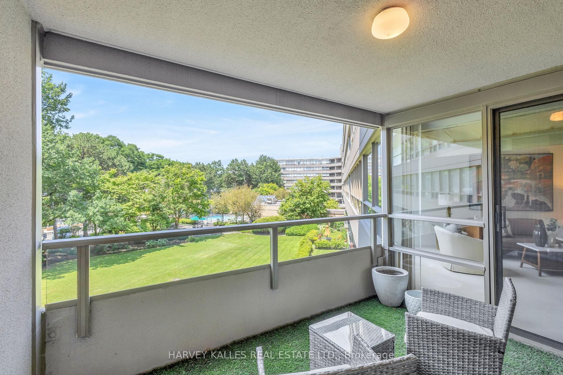 Beautiful West Facing Balcony Overlooking the Park