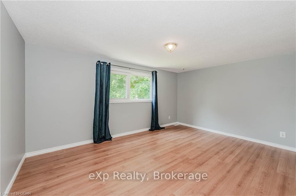 30 GATEWAY Drive photo 18