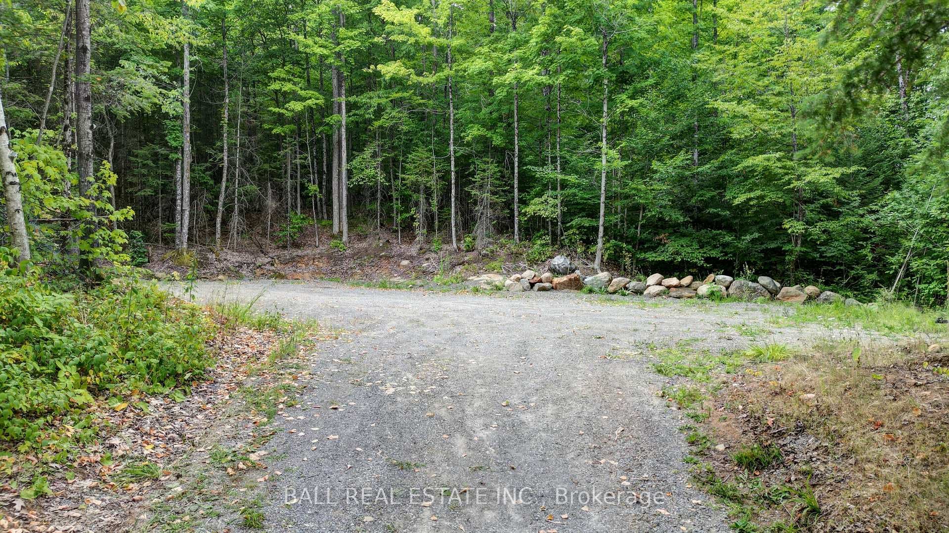 2884 Old Hastings Road photo 35