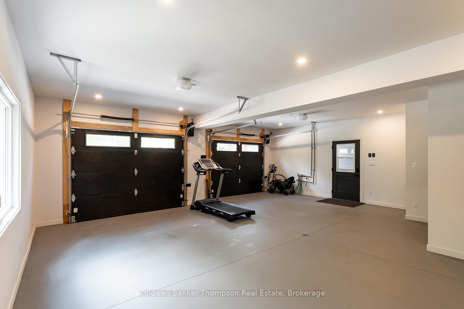 4620 Aspdin Road photo 31