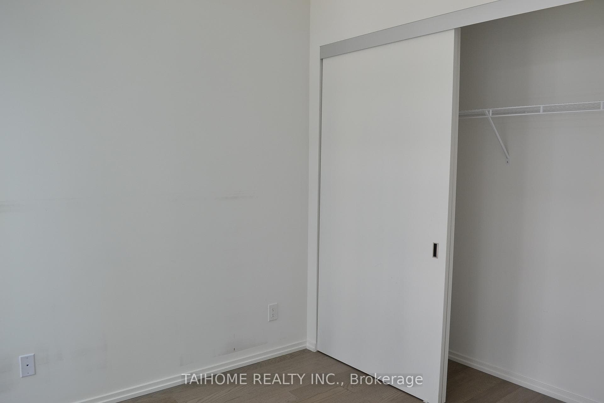 8 Hillsdale Avenue Unit 1035 photo 10
