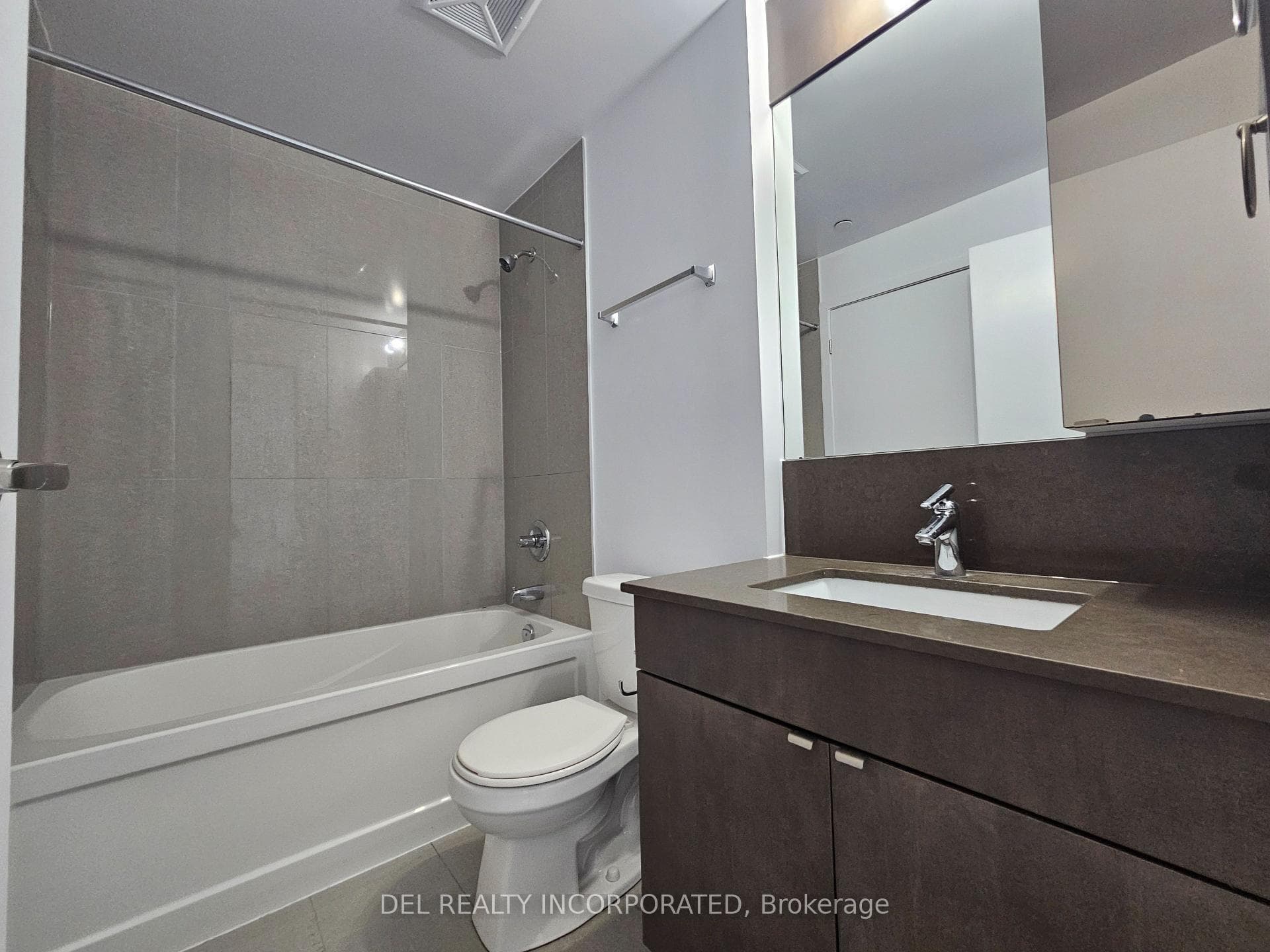 89 Dunfield Avenue Unit 802 photo 9