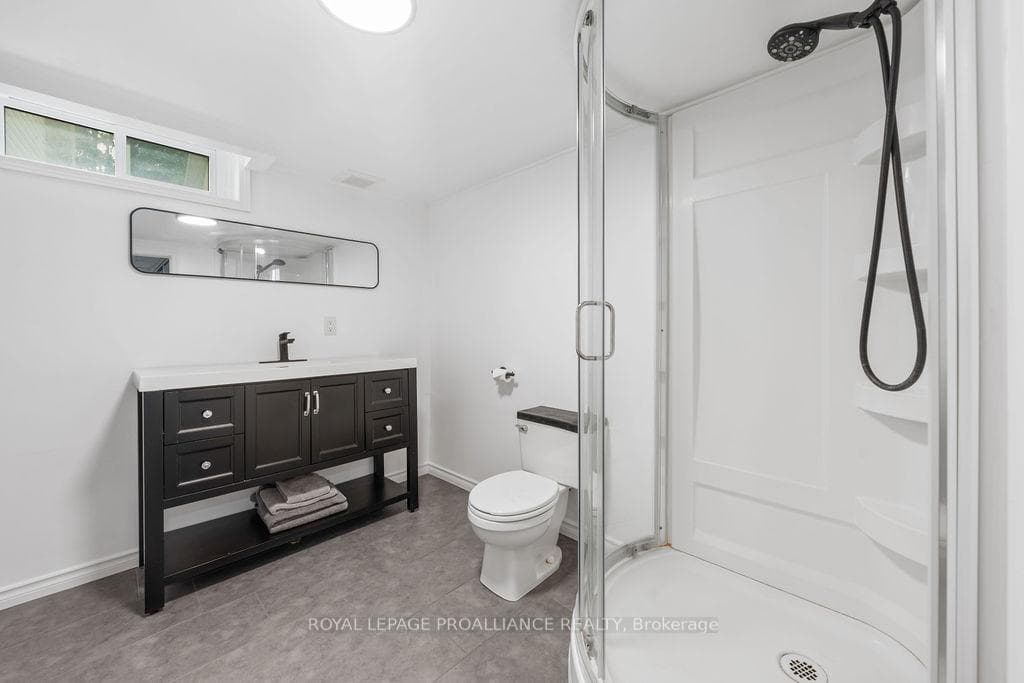 202 Maclellan Avenue photo 40