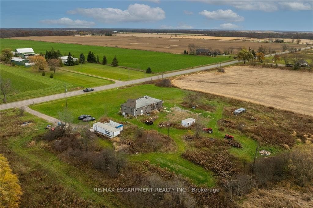 1221 Binbrook Road photo 5