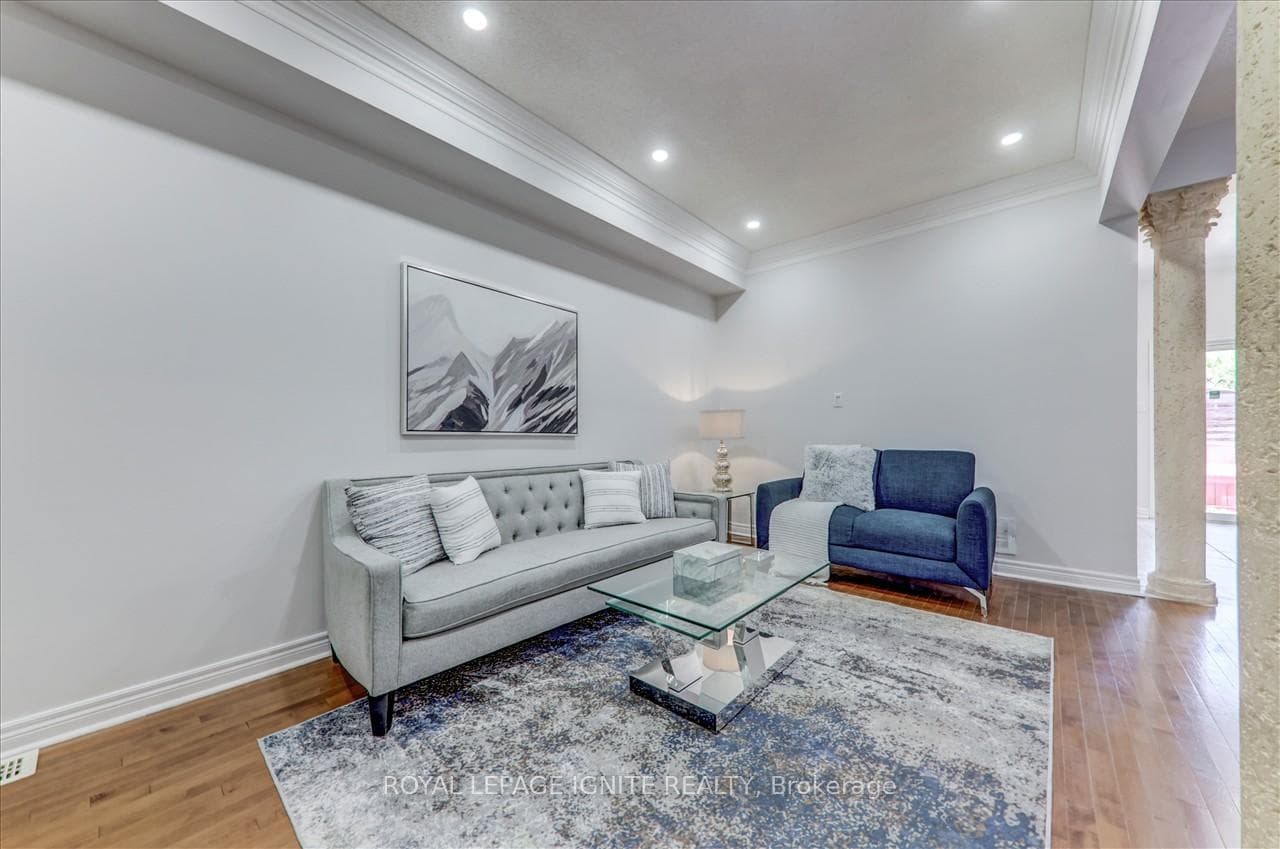 247 Shadow Place photo 5