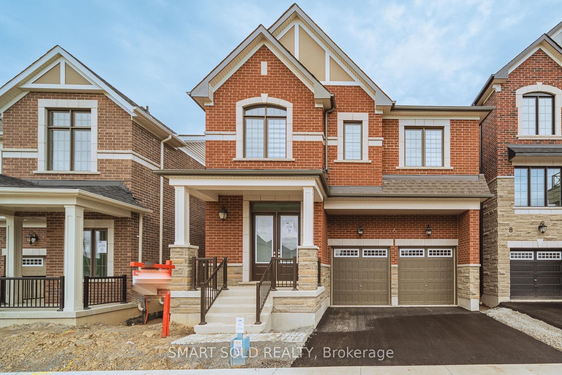 6 Azure Drive photo 1