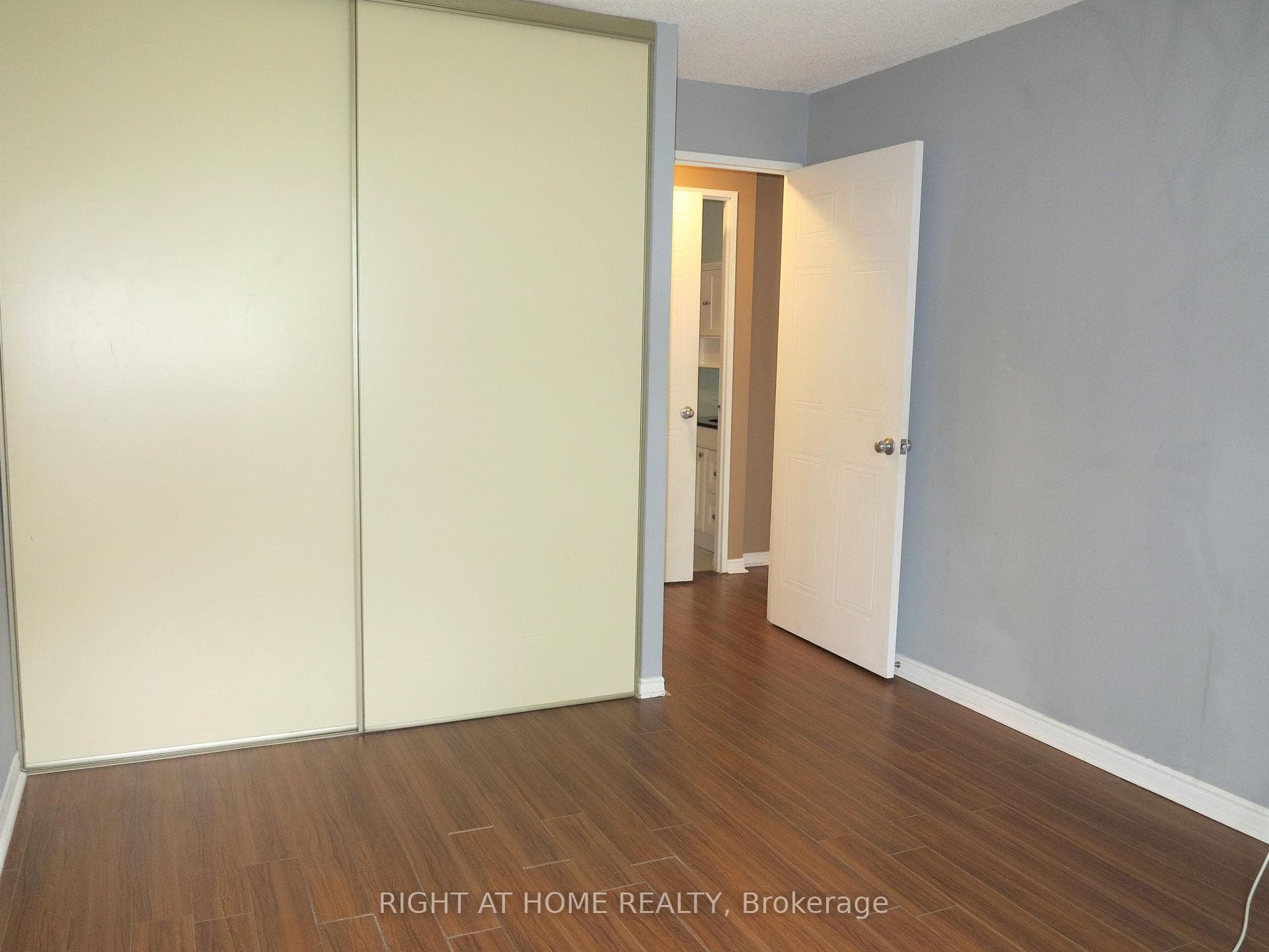 570 Proudfoot Lane Unit 509 photo 15
