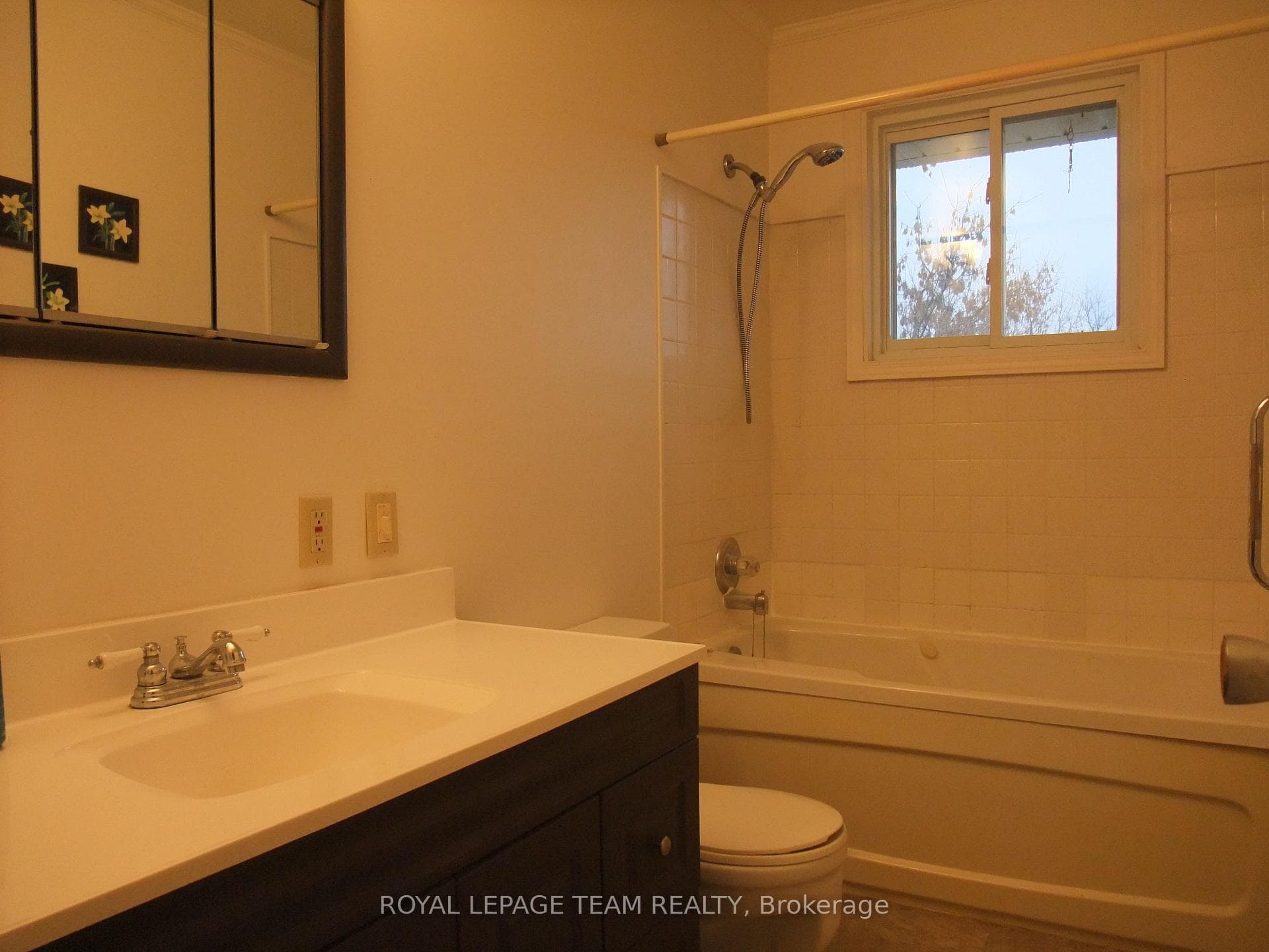 737 Eighth Street photo 13