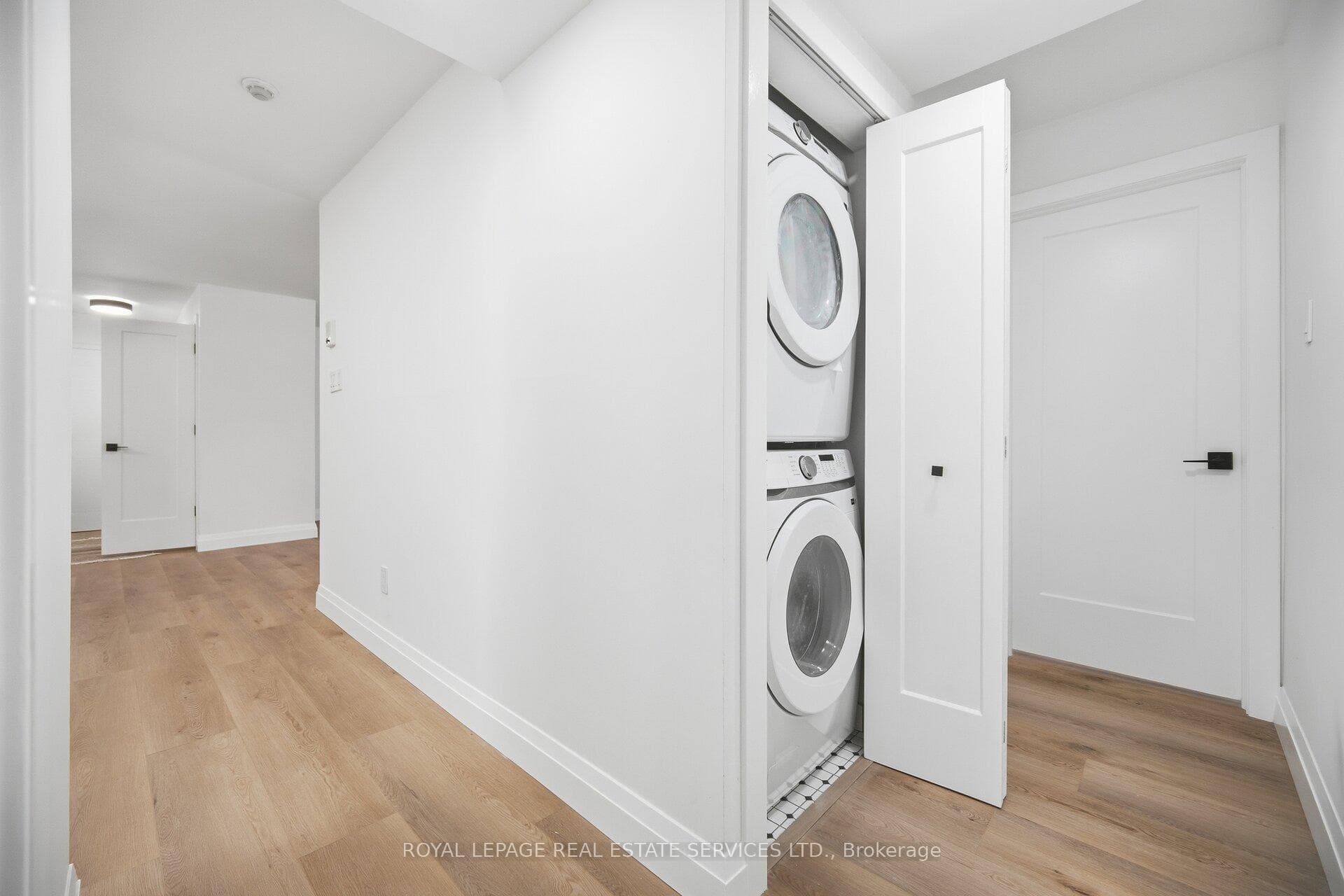 1476 Pilgrims Way Unit 1811 photo 23