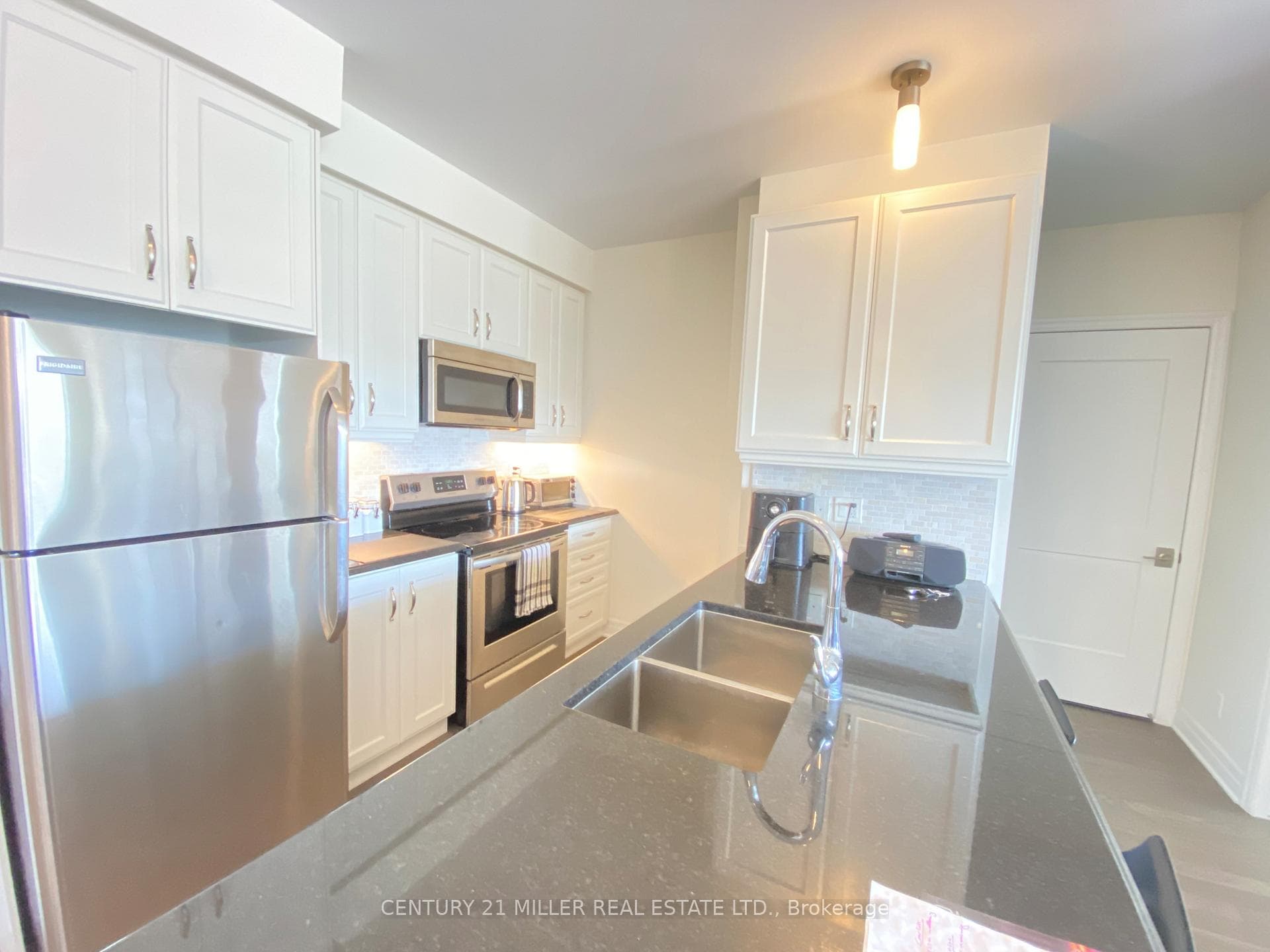 3028 Creekshore Common N/A Unit 305 photo 19