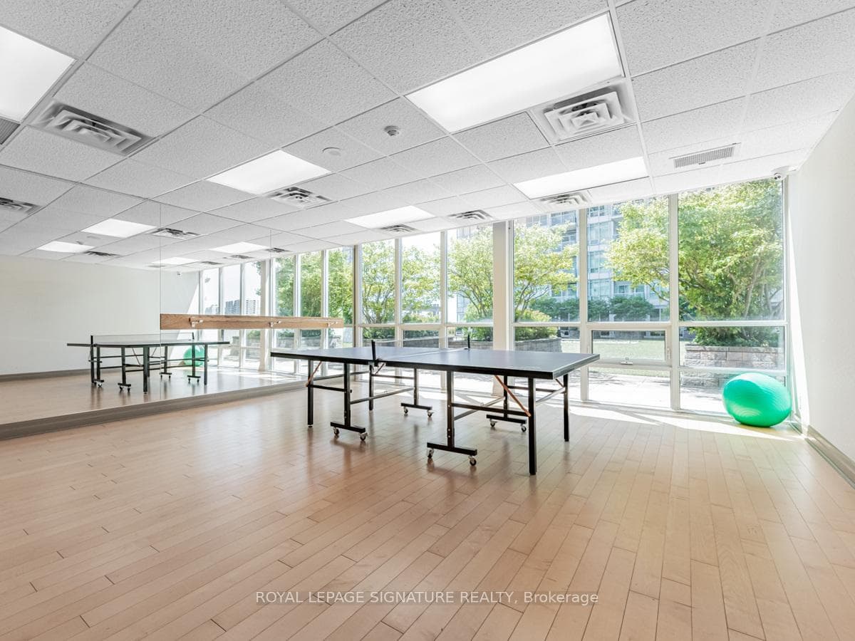 1900 Lake shore Boulevard Unit 1705 photo 20