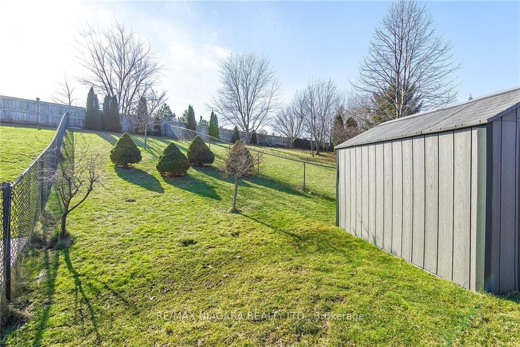 22 Conrad Place photo 10