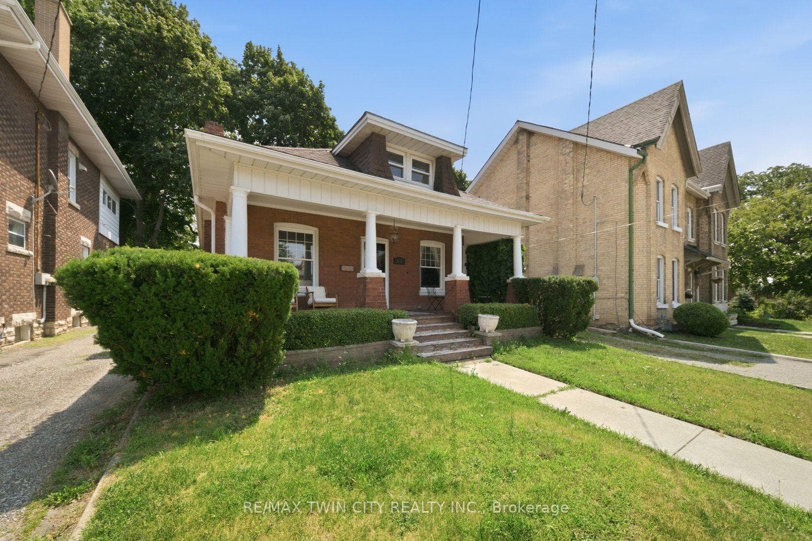 115 St Paul Avenue photo 2