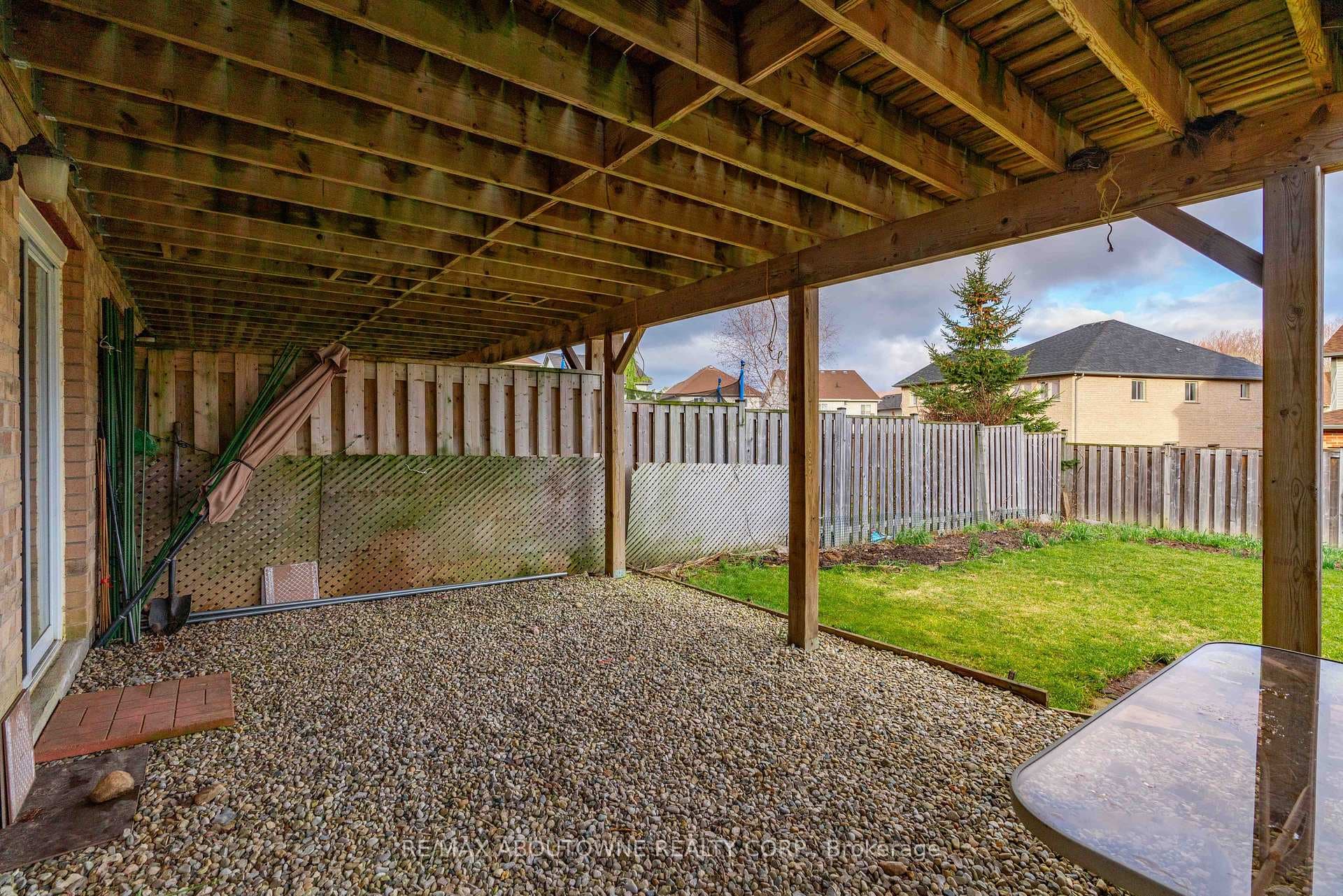 91 Curzon Crescent photo 31