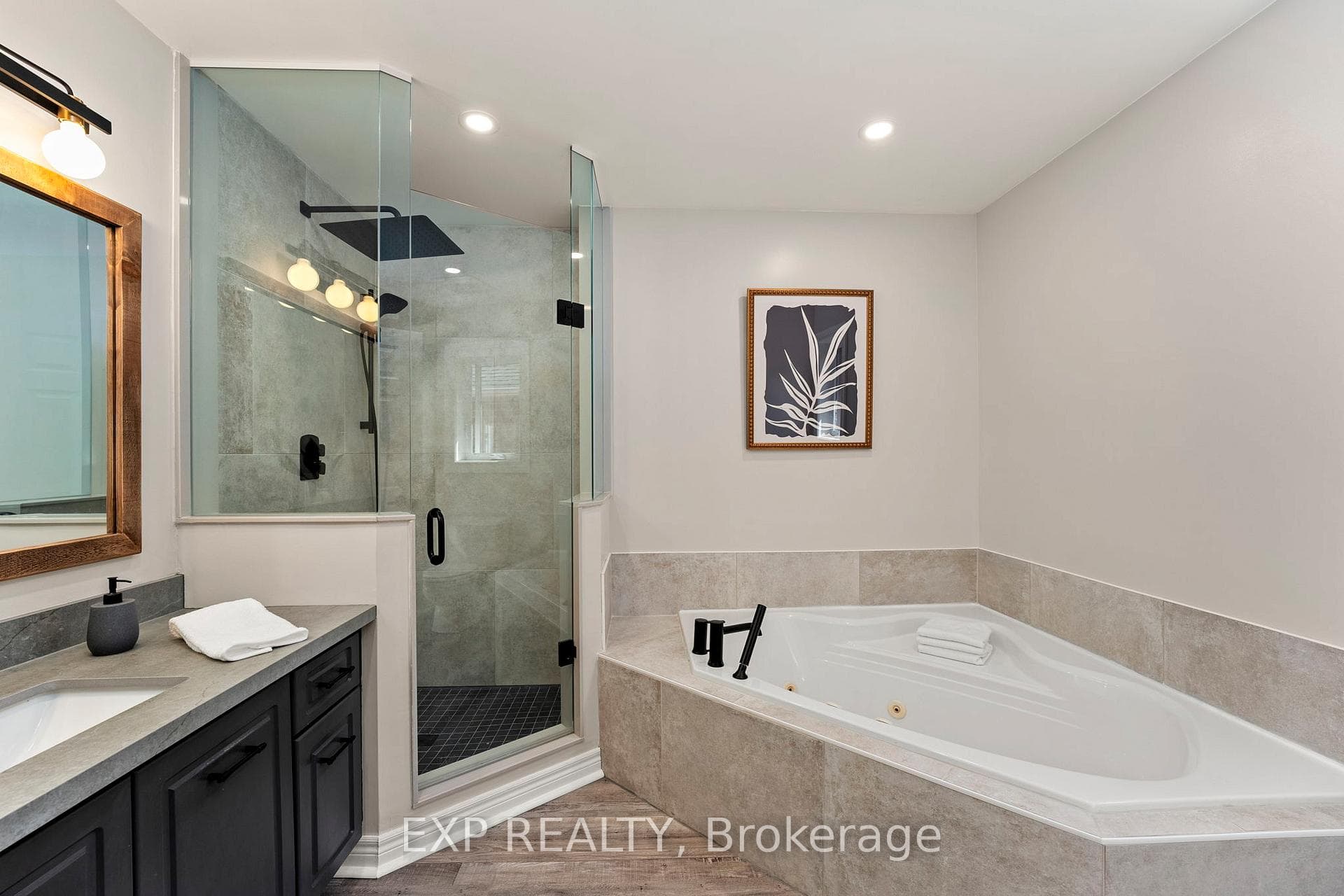 Jacuzzi Tub