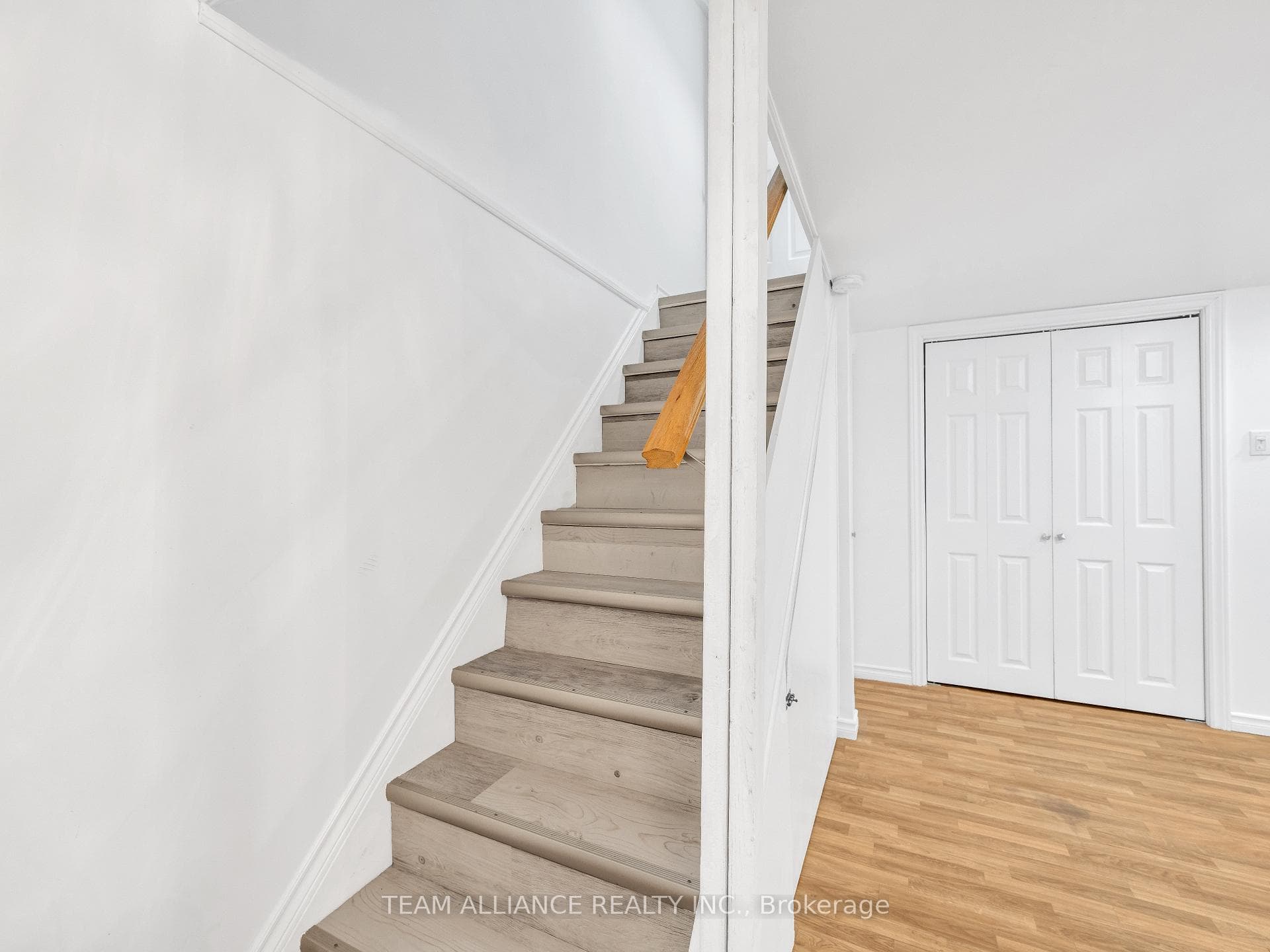 2687 Vine Court photo 17