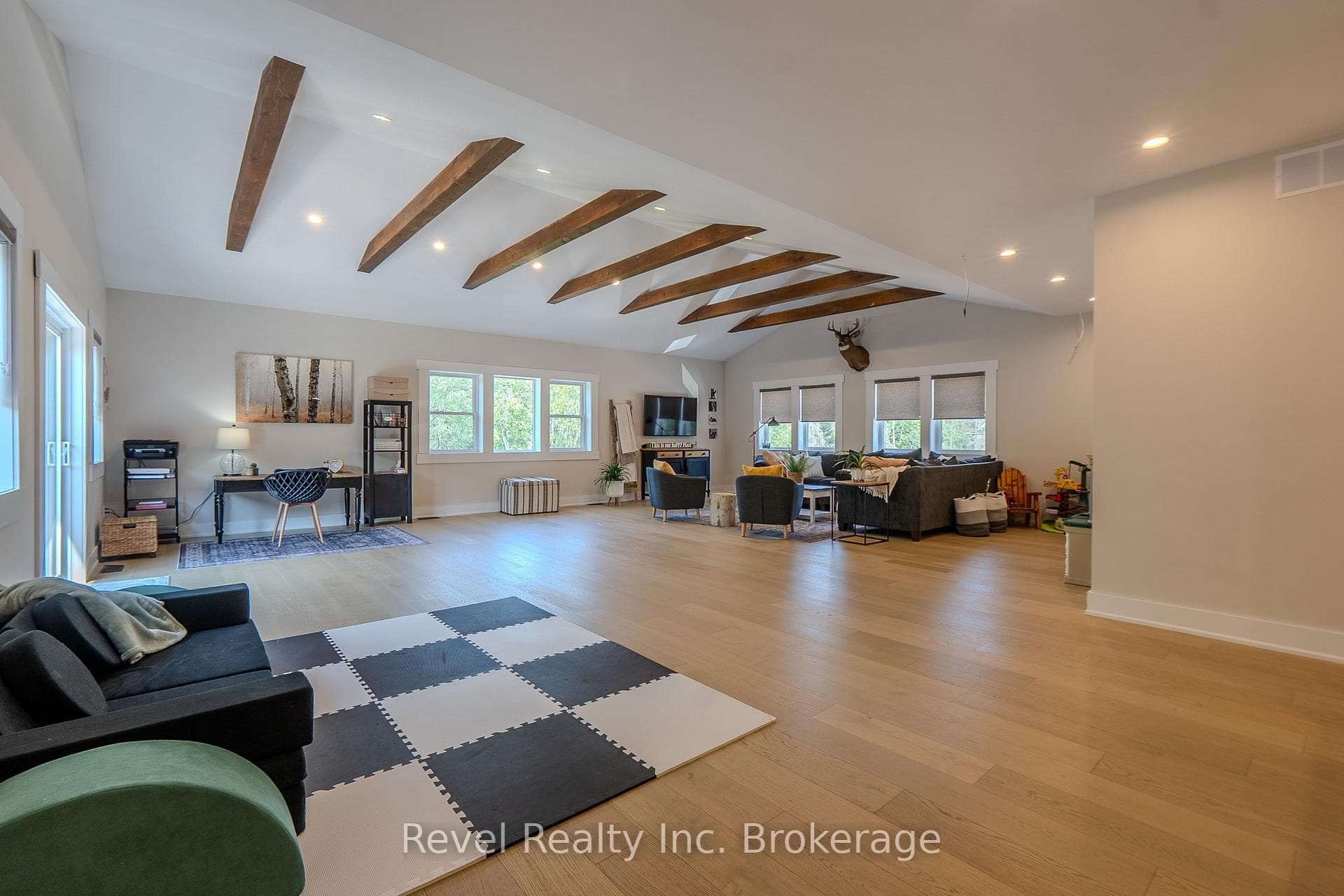 1196 River Road photo 23