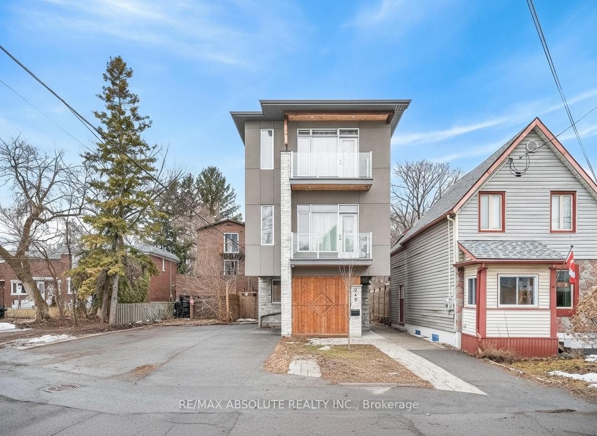 6 Unit Building - Net Income $173,000